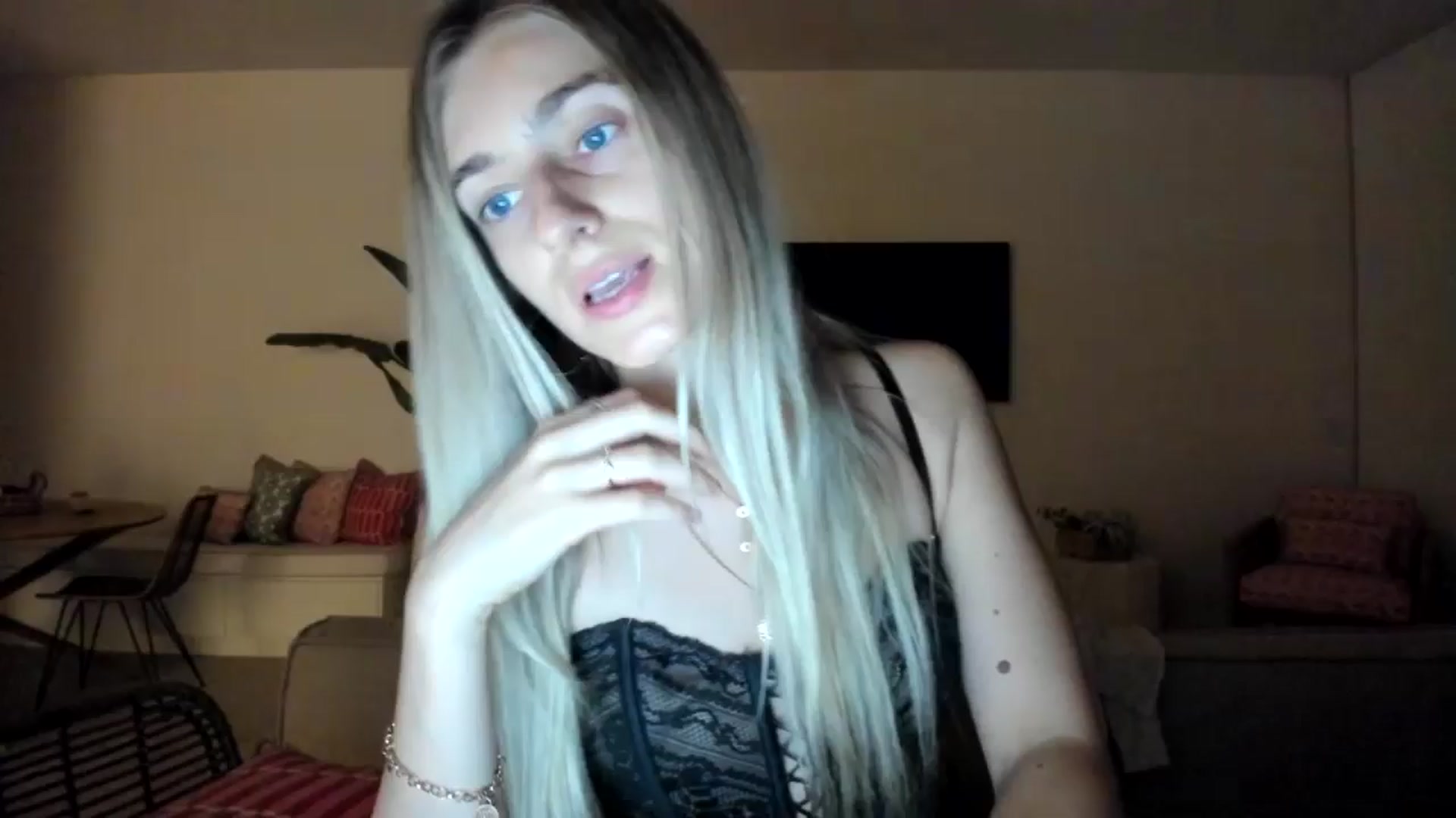 Gallery image thumbnail from Vodka_Queen's myfreecams stream on, 02/16/2025, 10:57 image 10 of 20