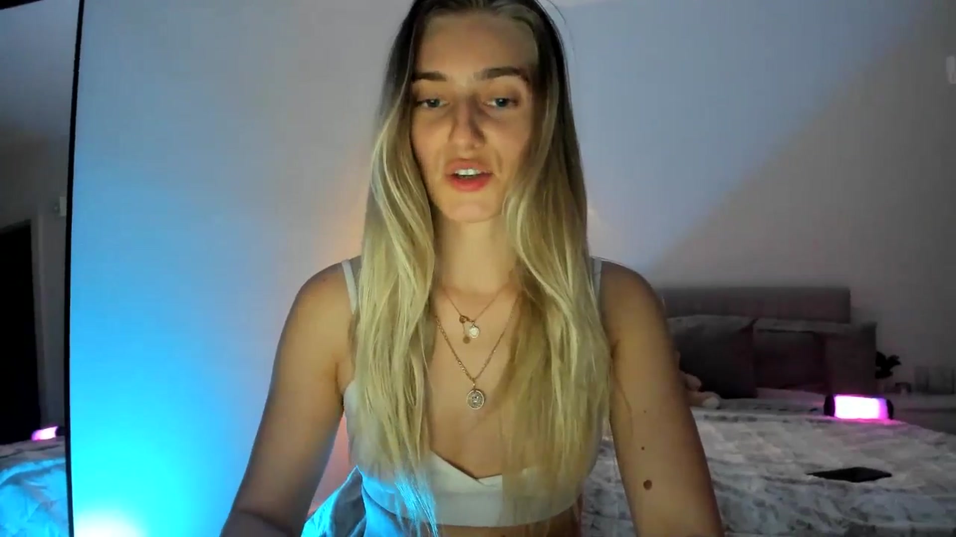 Gallery image thumbnail from Vodka_Queen's myfreecams stream on, 03/06/2025, 09:38 image 5 of 20
