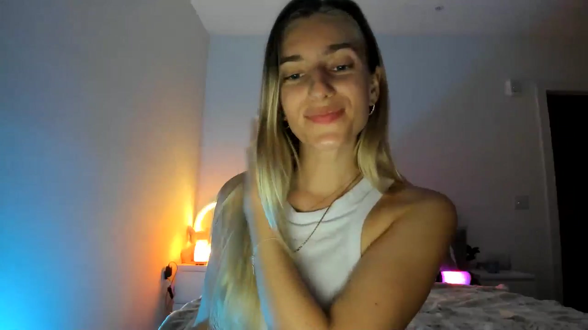 Gallery image thumbnail from Vodka_Queen's myfreecams stream on, 03/09/2025, 09:27 image 5 of 20