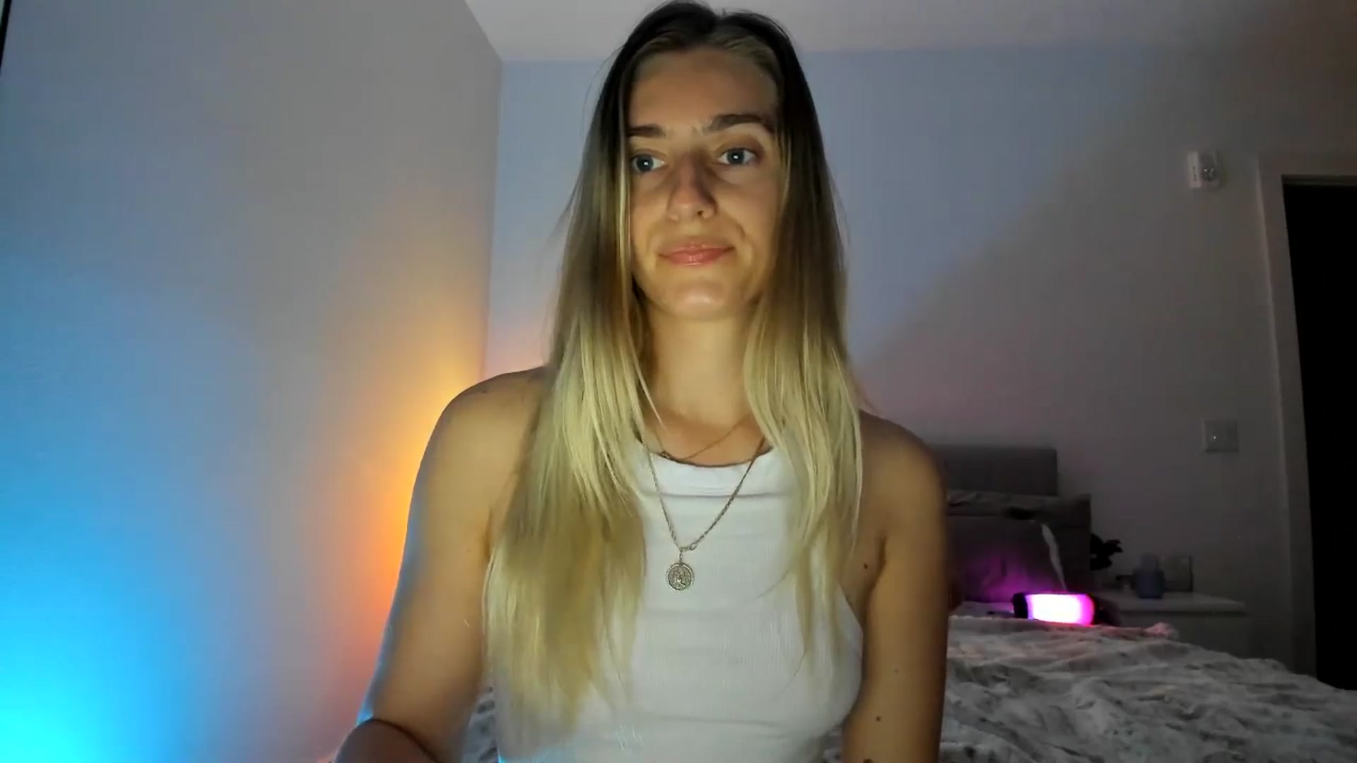 Gallery image thumbnail from Vodka_Queen's myfreecams stream on, 03/09/2025, 09:27 image 3 of 20