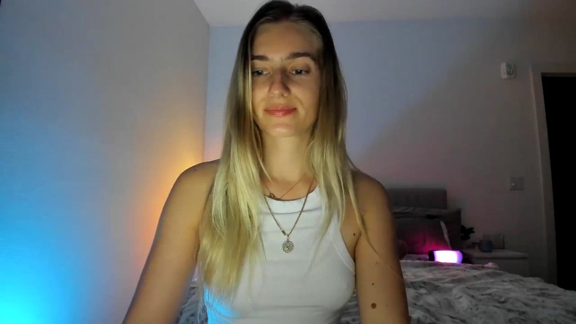 Gallery image thumbnail from Vodka_Queen's myfreecams stream on, 03/09/2025, 09:27 image 2 of 20