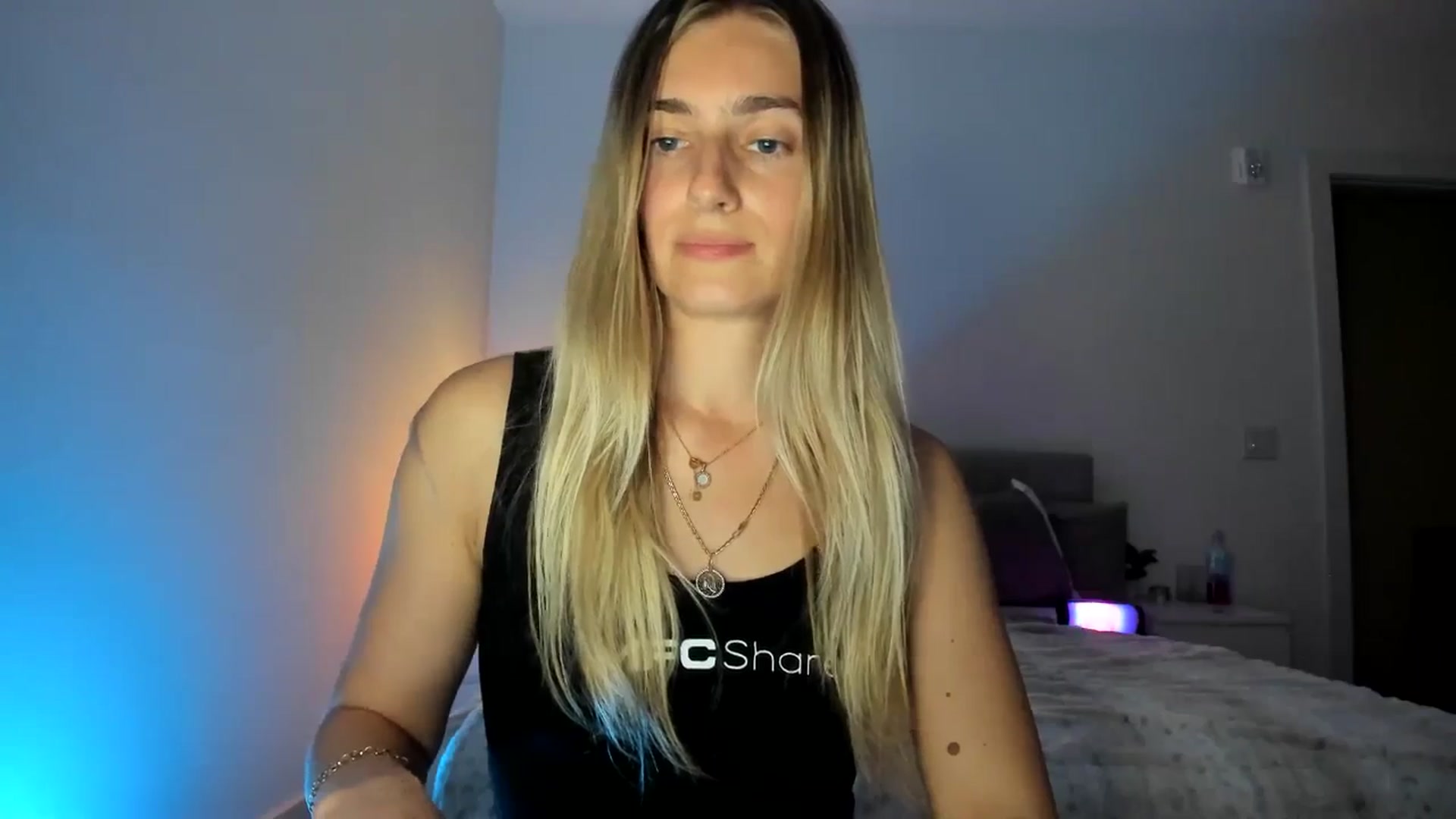 Gallery image thumbnail from Vodka_Queen's myfreecams stream on, 03/10/2025, 06:29 image 14 of 20