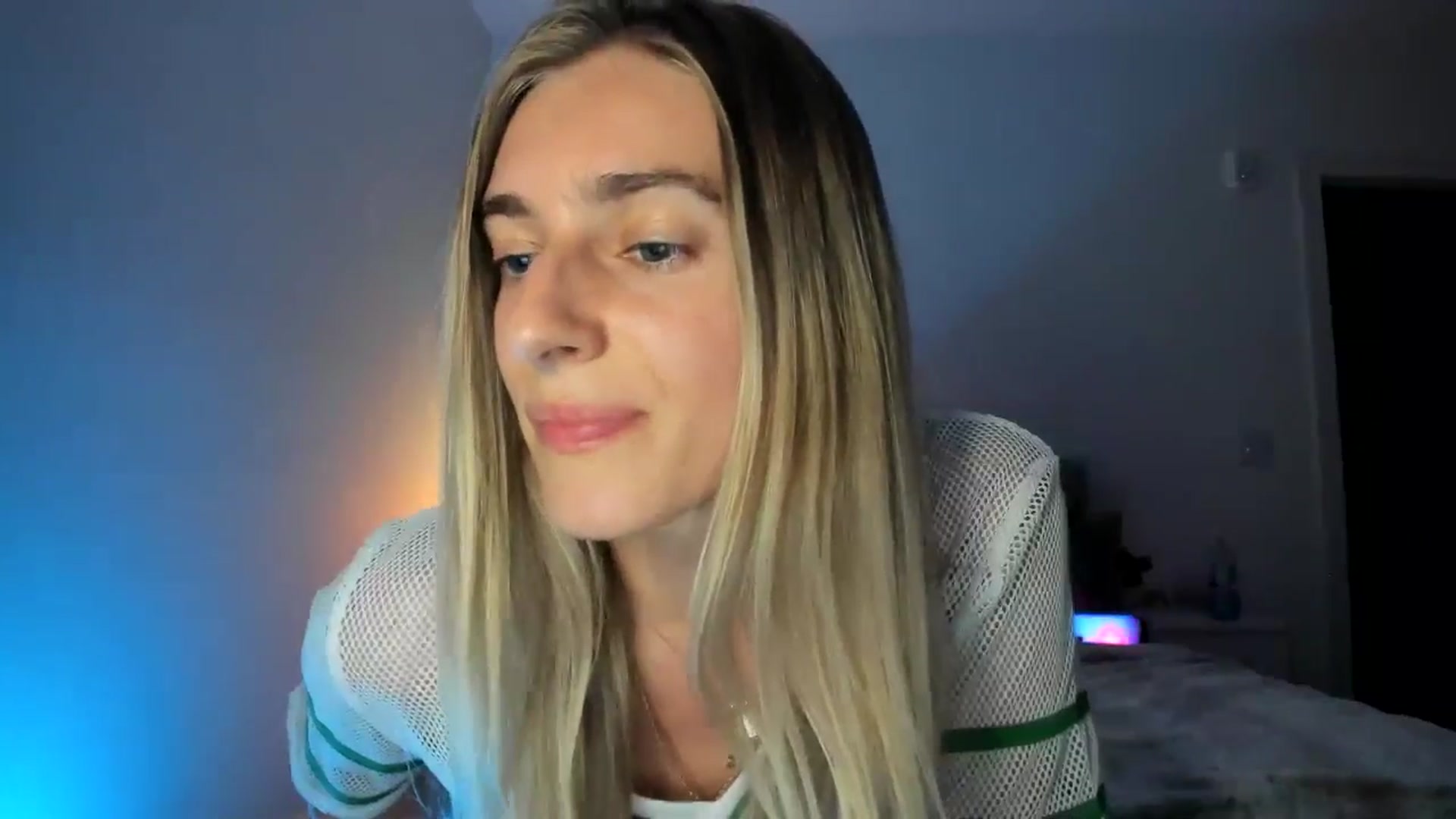 Gallery image thumbnail from Vodka_Queen's myfreecams stream on, 03/11/2025, 06:51 image 13 of 20