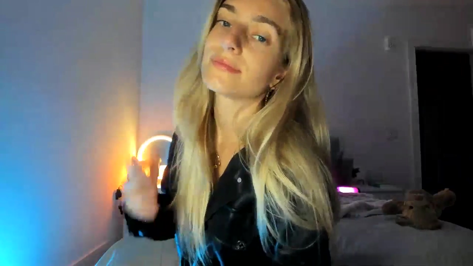 Gallery image thumbnail from Vodka_Queen's myfreecams stream on, 03/15/2025, 09:44 image 2 of 20