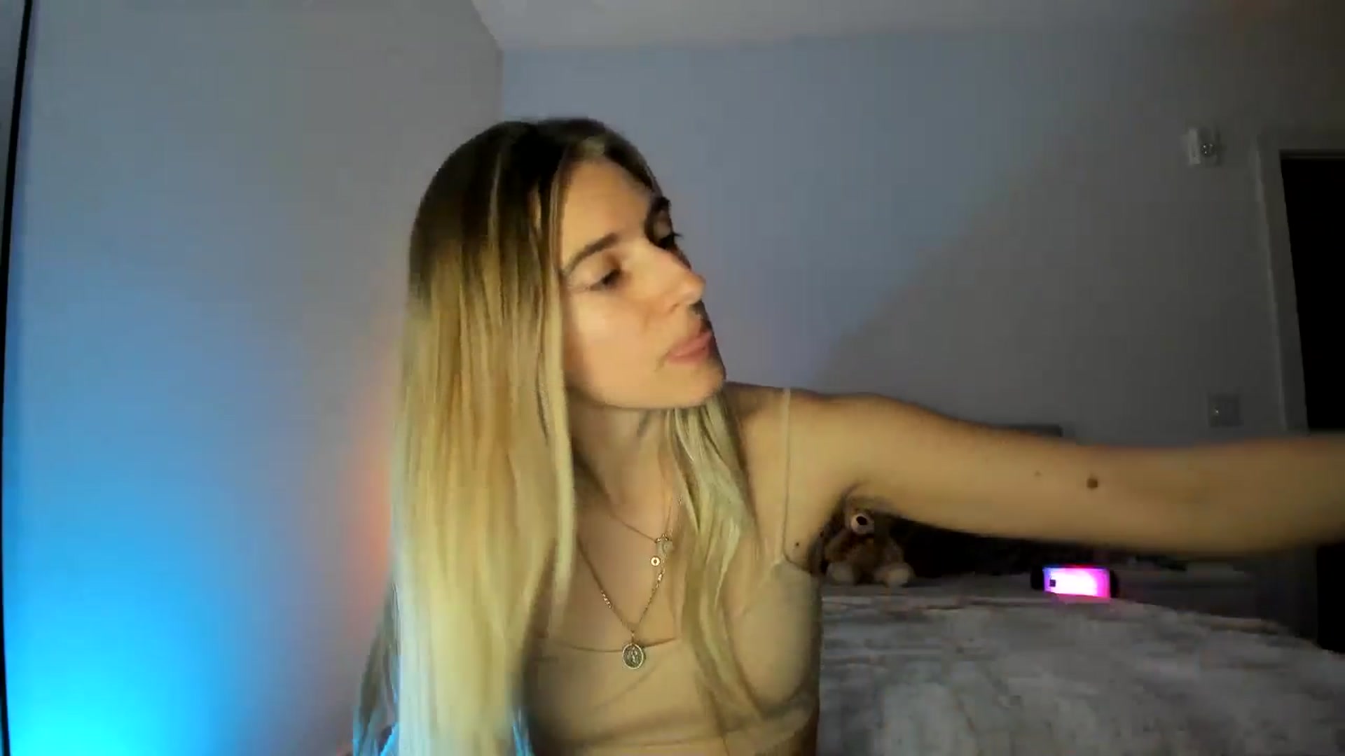Gallery image thumbnail from Vodka_Queen's myfreecams stream on, 03/16/2025, 07:34 image 20 of 20