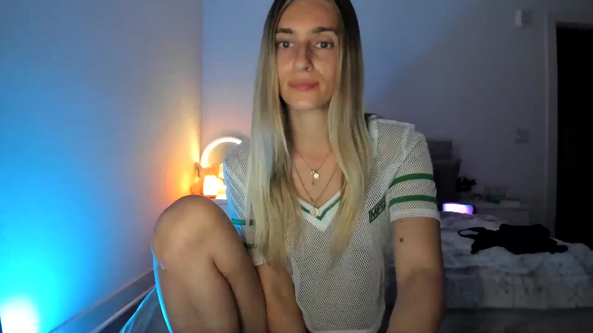 Gallery image thumbnail from Vodka_Queen's myfreecams stream on, 03/21/2025, 06:31 image 16 of 20