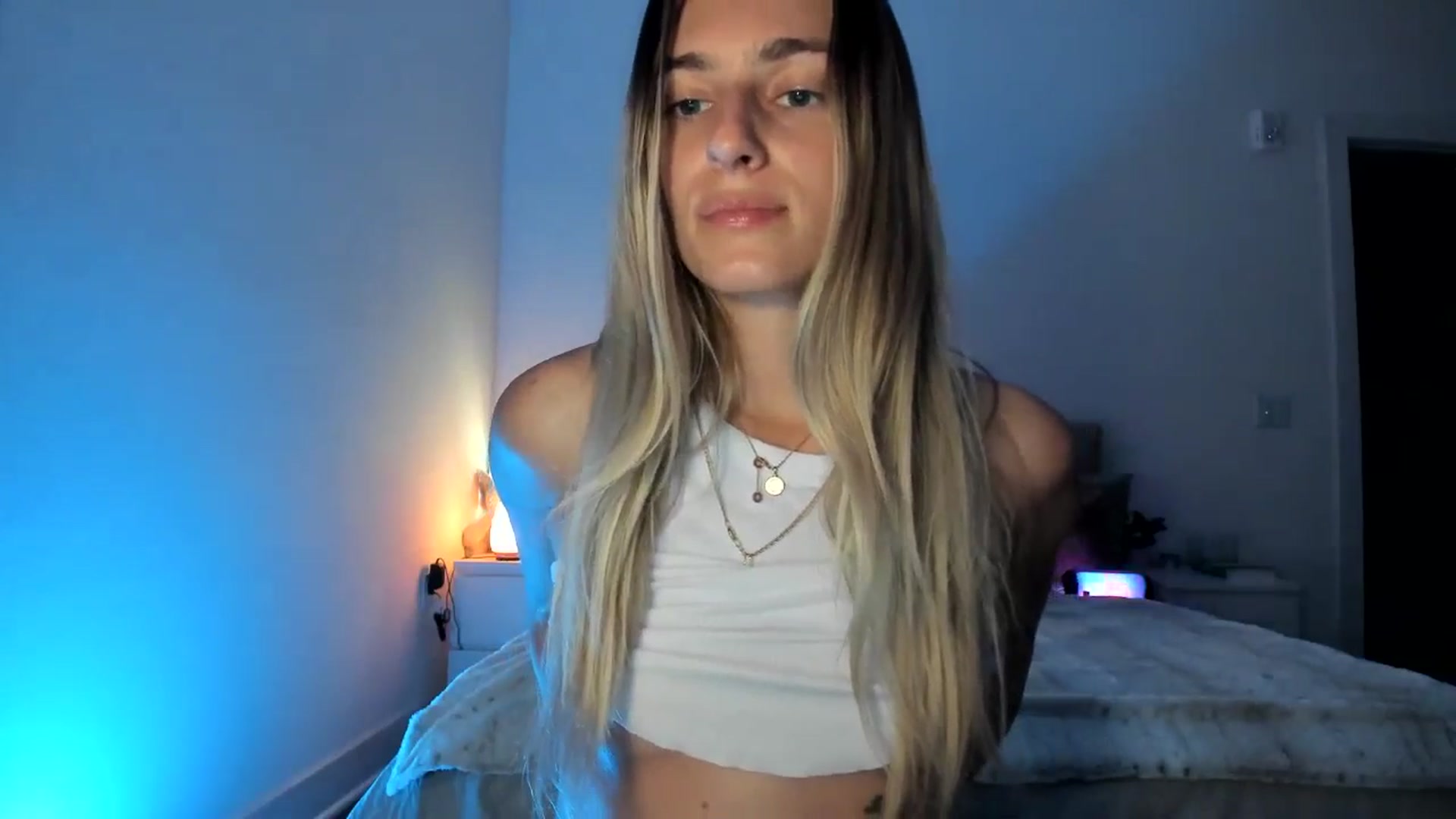 Gallery image thumbnail from Vodka_Queen's myfreecams stream on, 03/31/2025, 07:01 image 2 of 20