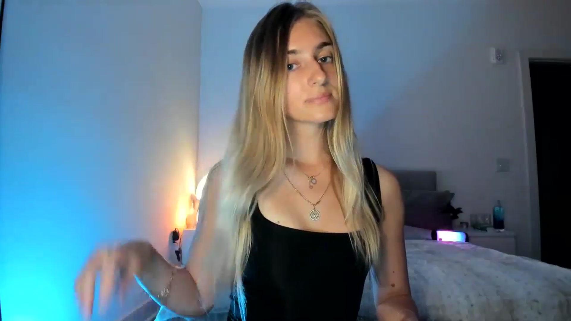 Gallery image thumbnail from Vodka_Queen's myfreecams stream on, 04/01/2025, 06:44 image 10 of 20
