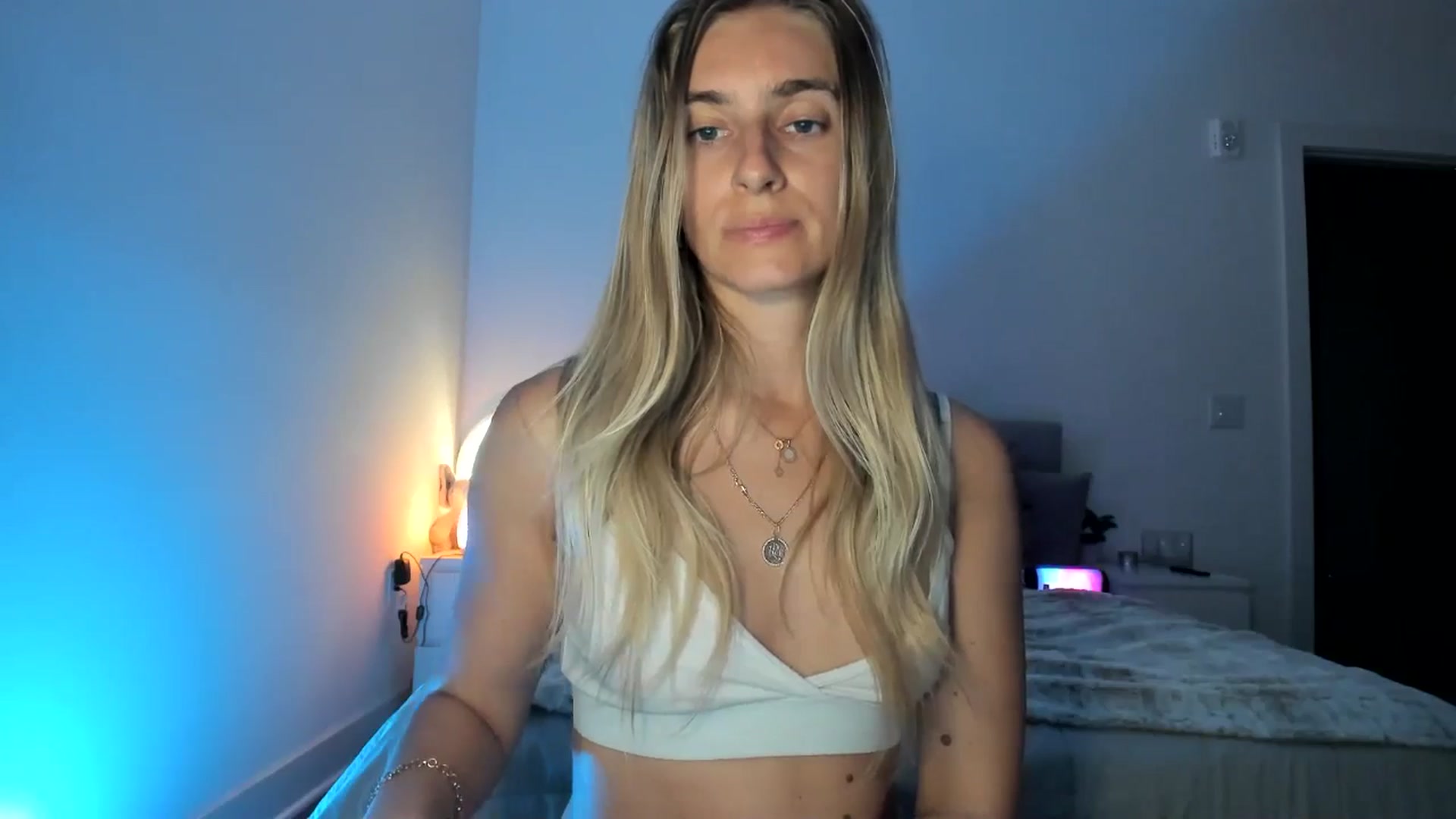 Gallery image thumbnail from Vodka_Queen's myfreecams stream on, 04/03/2025, 07:51 image 18 of 20