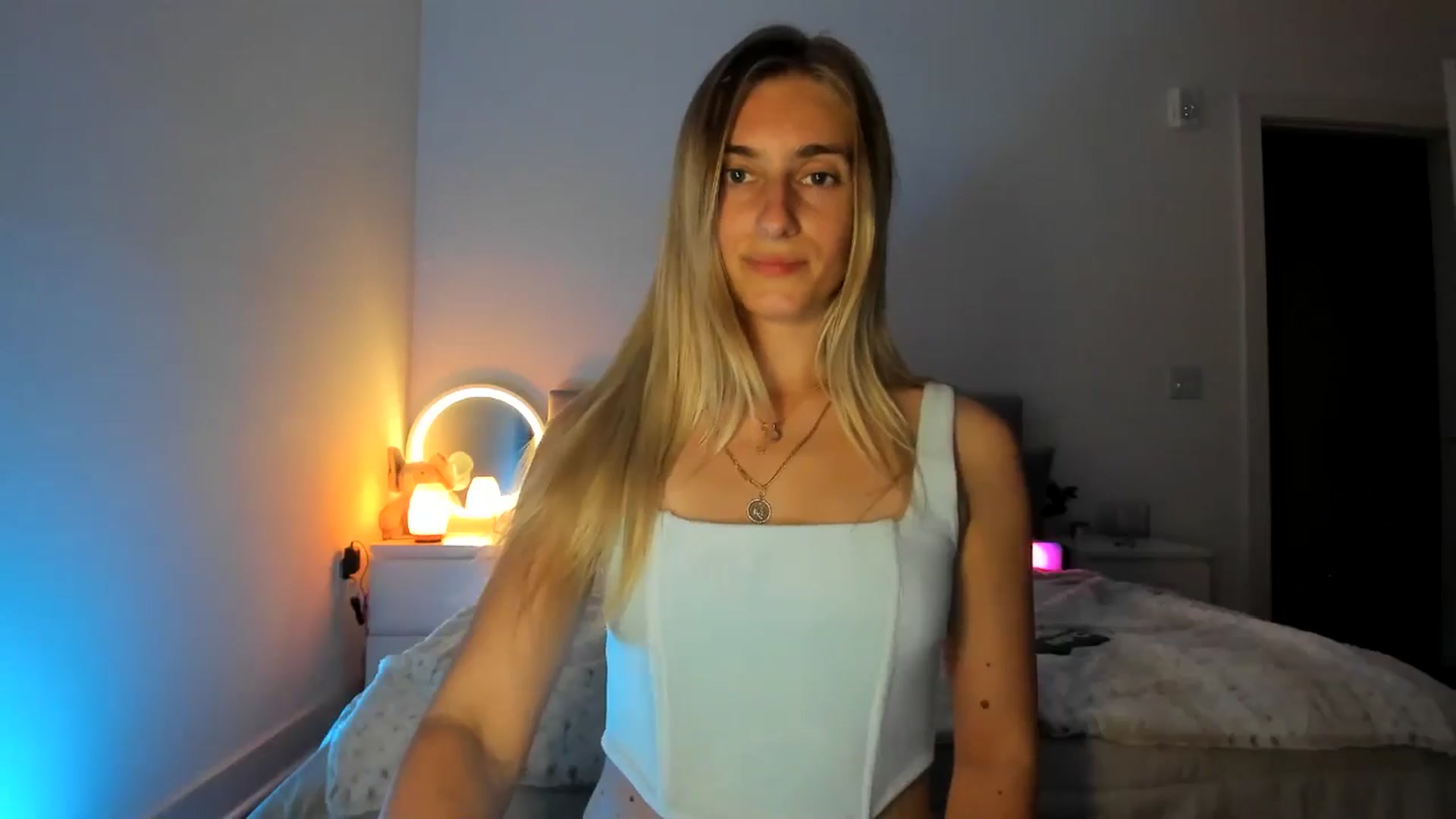 Gallery image thumbnail from Vodka_Queen's myfreecams stream on, 04/06/2025, 06:48 image 5 of 20