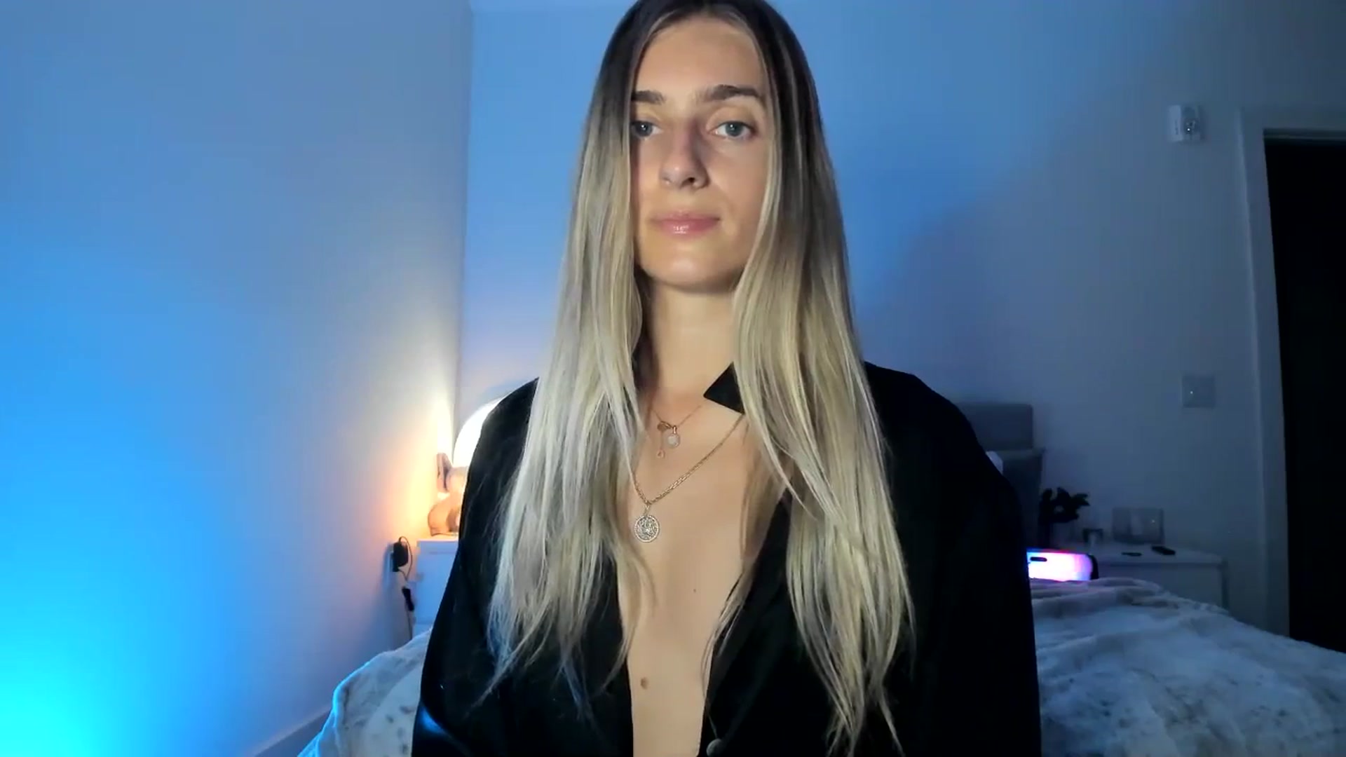 Gallery image thumbnail from Vodka_Queen's myfreecams stream on, 04/30/2025, 06:32 image 20 of 20