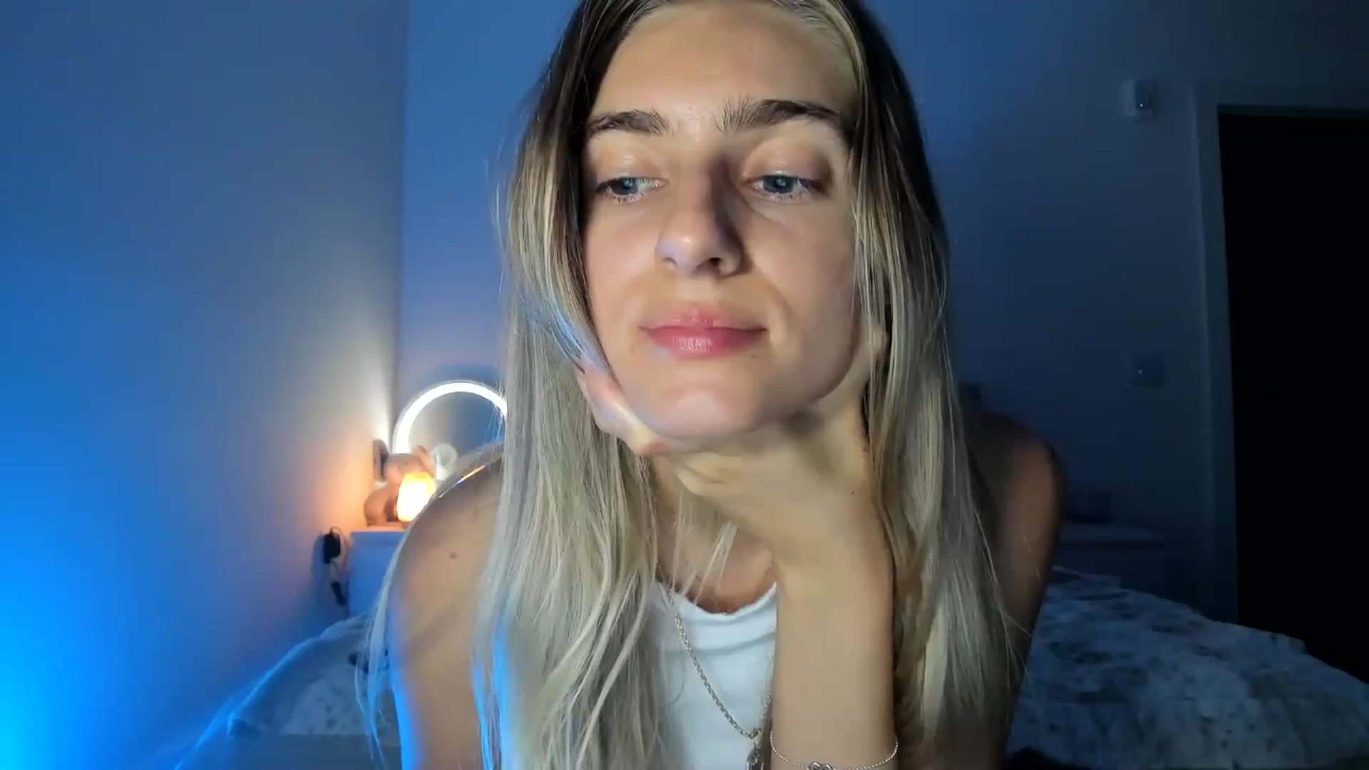 Gallery image thumbnail from Vodka_Queen's myfreecams stream on, 05/04/2025, 08:51 image 5 of 20