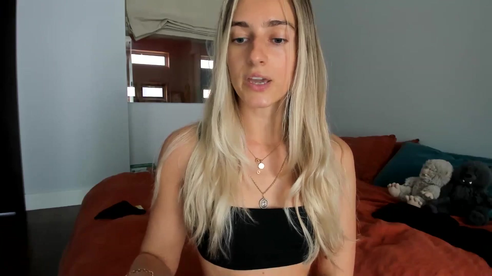 Gallery image thumbnail from Vodka_Queen's myfreecams stream on, 06/06/2025, 19:10 image 8 of 20