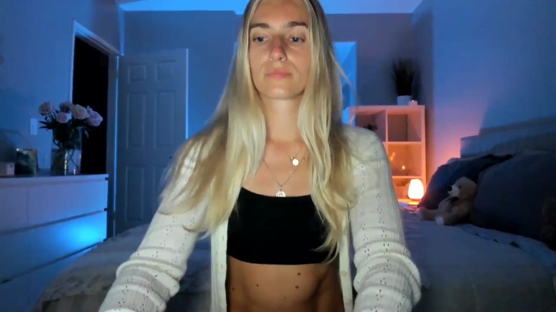 Gallery image thumbnail from Vodka_Queen's myfreecams stream on, 06/22/2025, 07:25 image 2 of 20