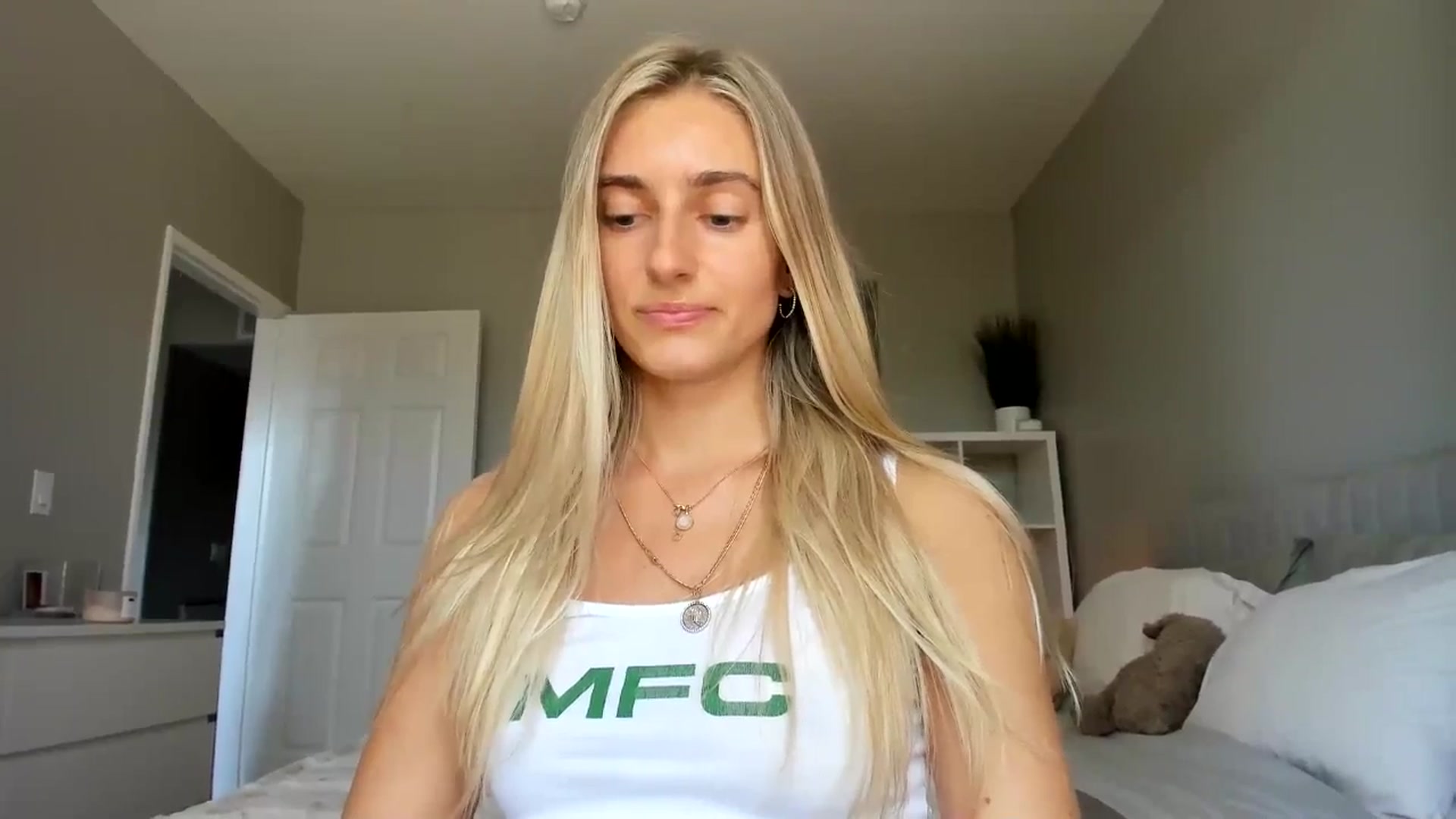 Gallery image thumbnail from Vodka_Queen's myfreecams stream on, 07/02/2025, 23:28 image 11 of 20