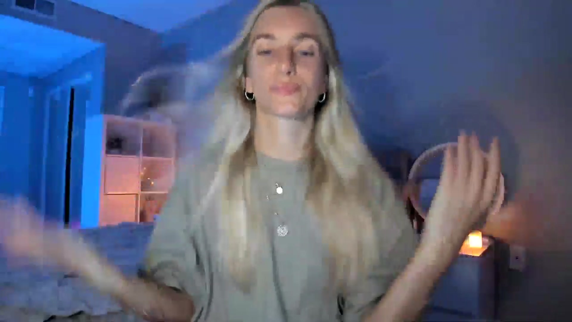 Gallery image thumbnail from Vodka_Queen's myfreecams stream on, 07/03/2025, 05:37 image 6 of 20