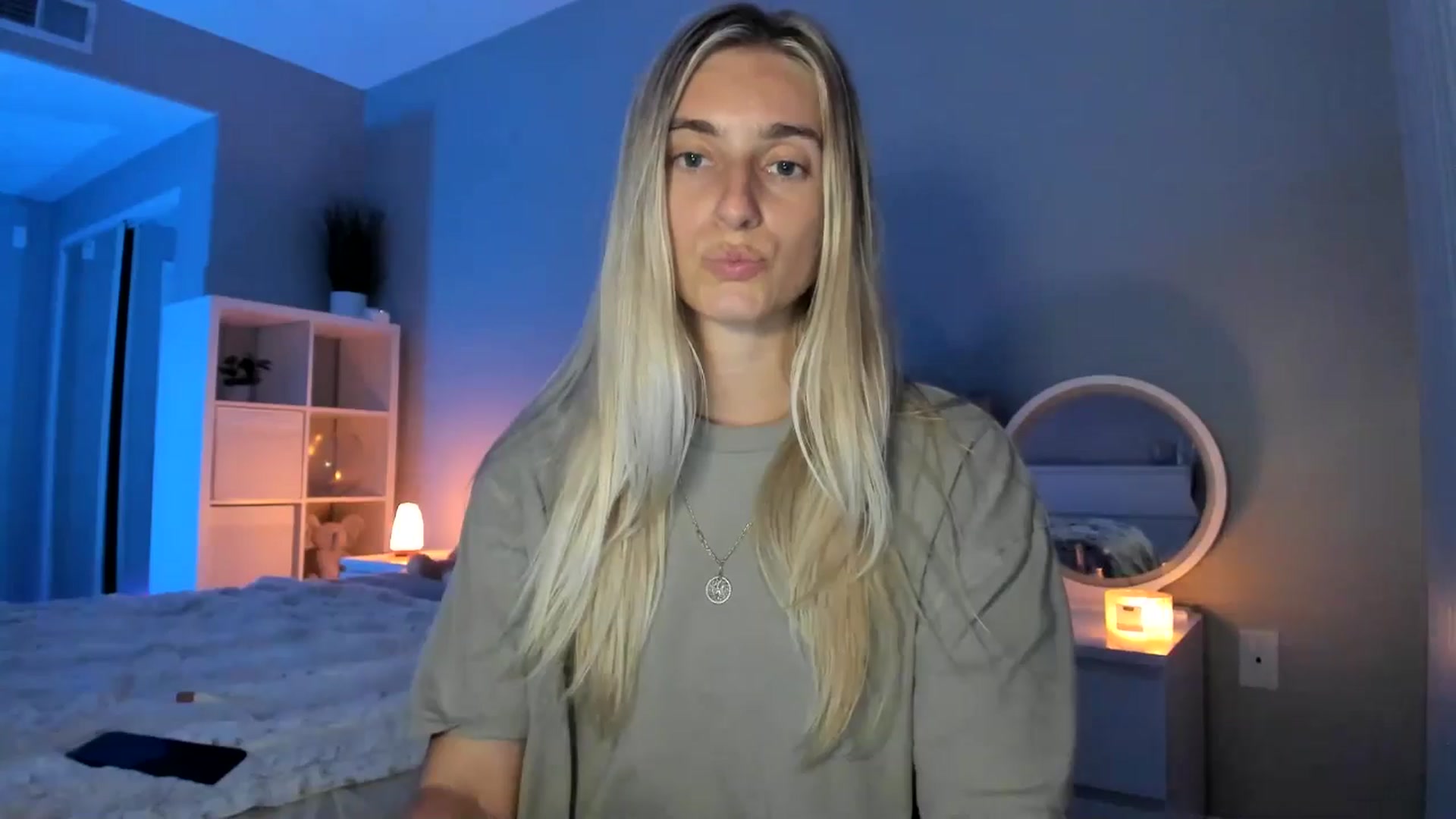 Gallery image thumbnail from Vodka_Queen's myfreecams stream on, 07/03/2025, 05:37 image 18 of 20