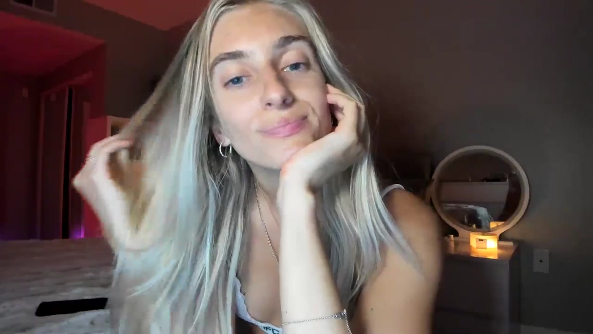 Gallery image thumbnail from Vodka_Queen's myfreecams stream on, 07/05/2025, 07:55 image 10 of 20