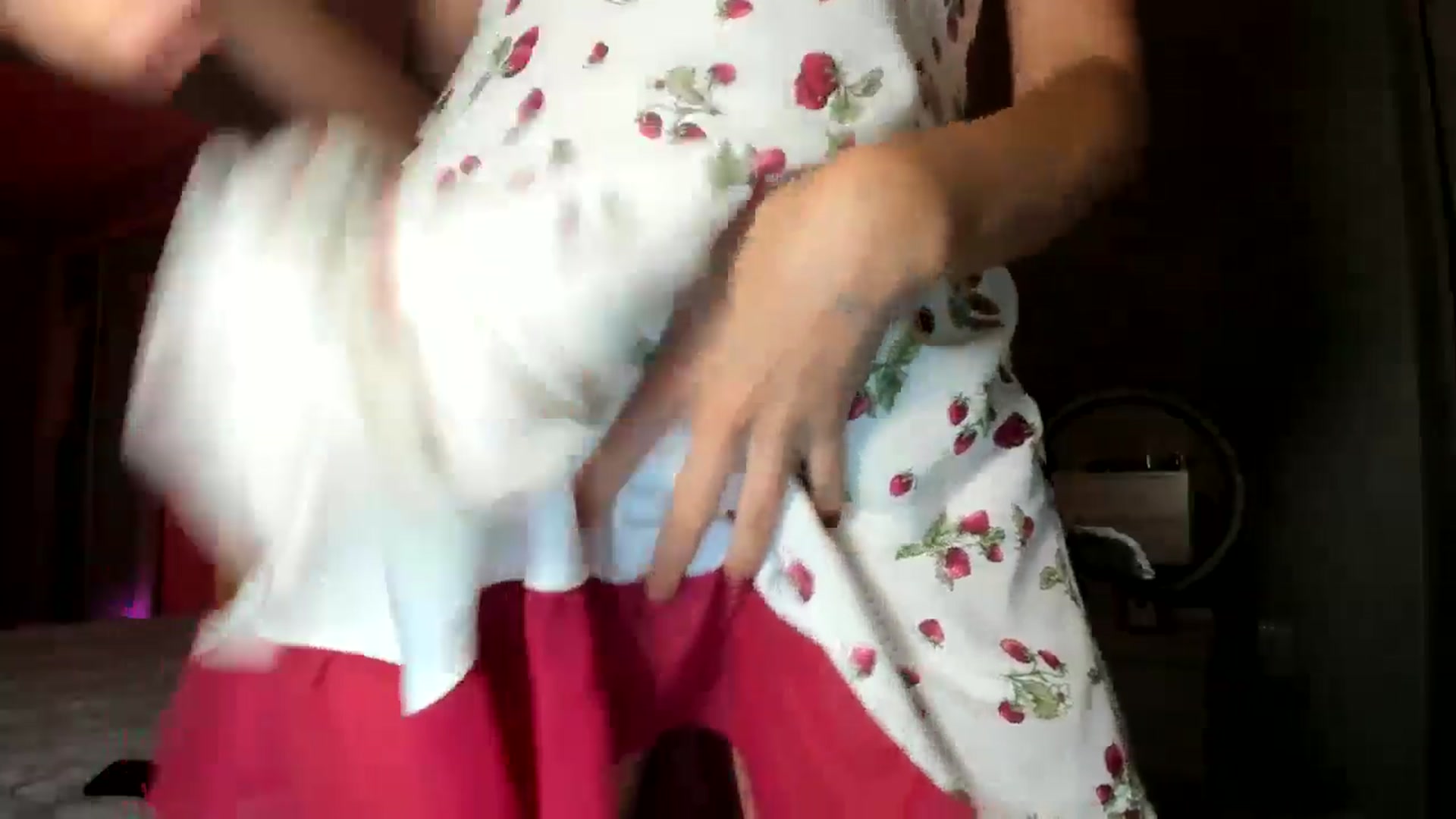 Gallery image thumbnail from Vodka_Queen's myfreecams stream on, 07/06/2025, 08:22 image 10 of 20