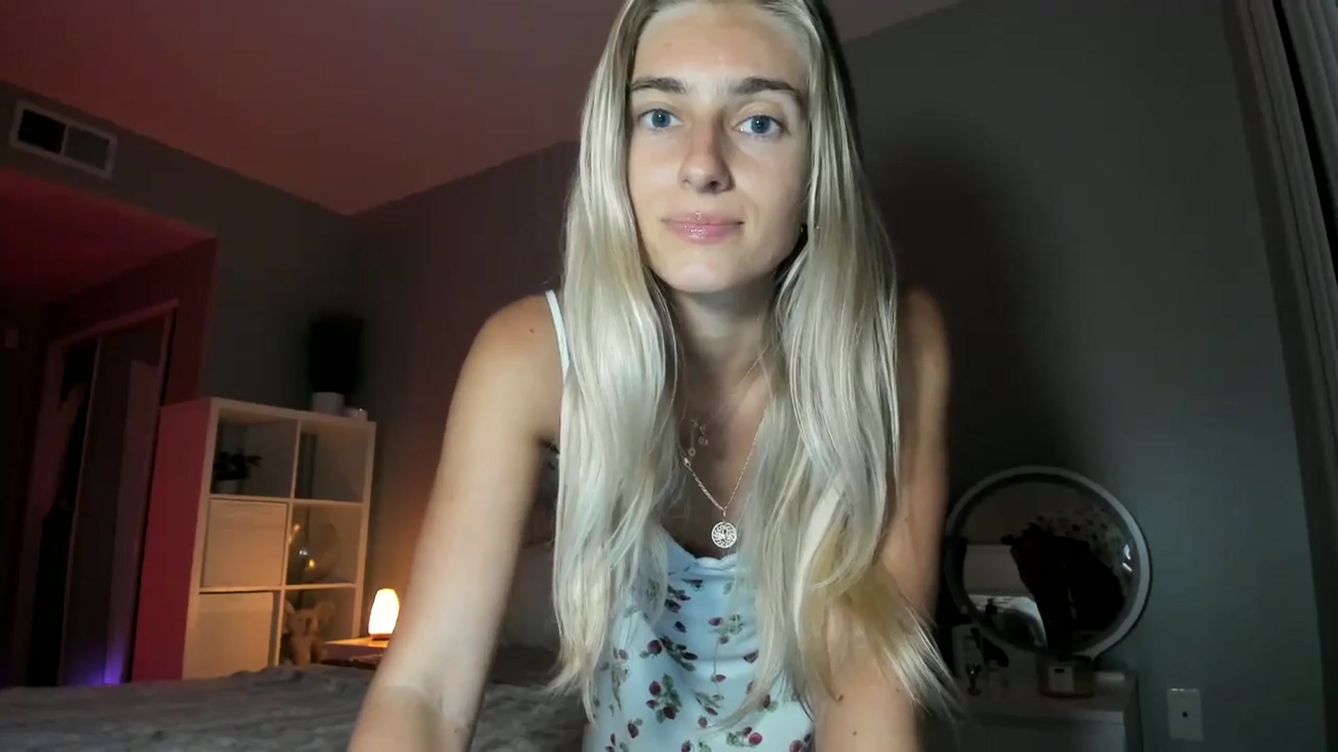 Gallery image thumbnail from Vodka_Queen's myfreecams stream on, 07/06/2025, 08:22 image 2 of 20