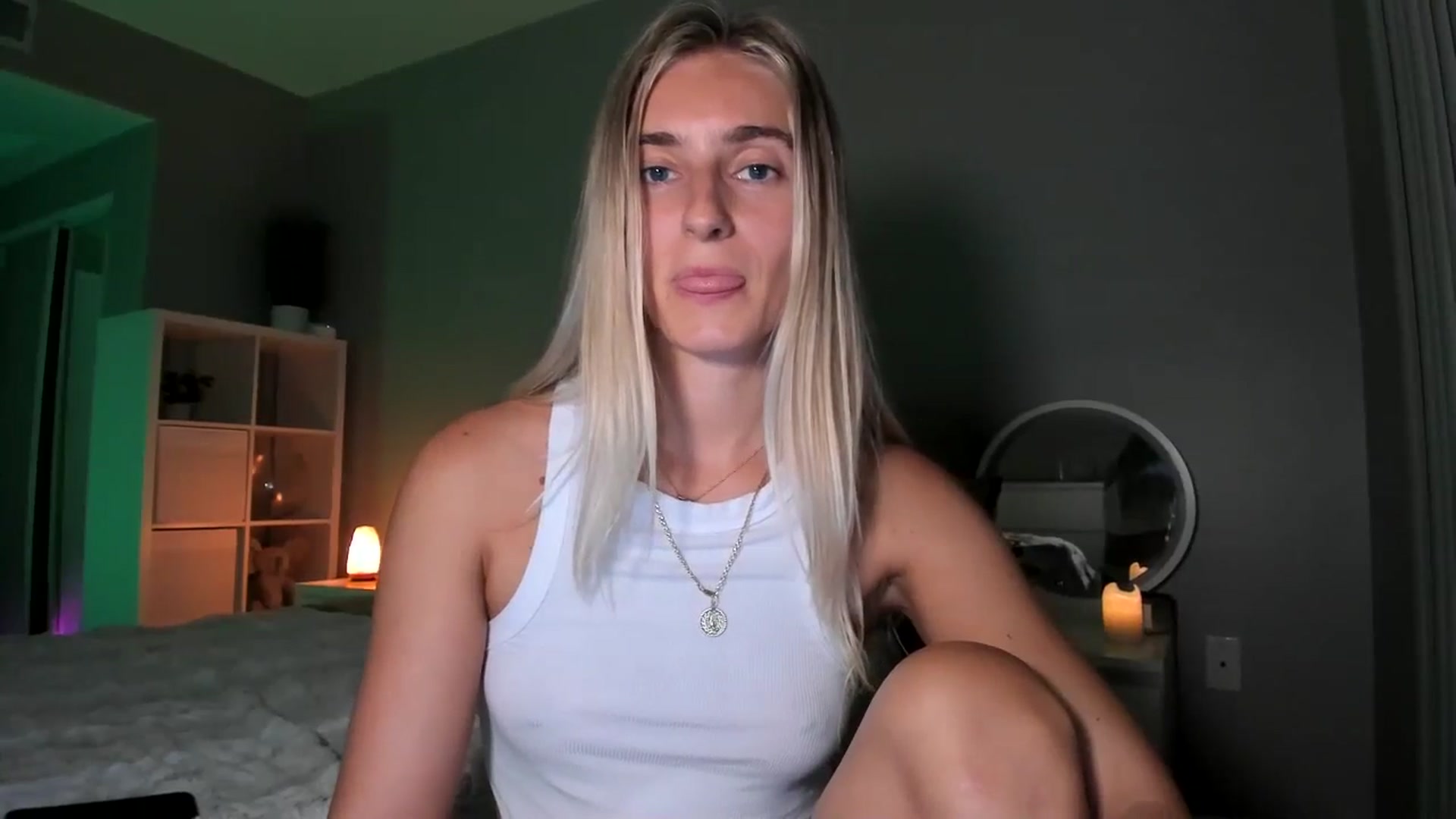 Gallery image thumbnail from Vodka_Queen's myfreecams stream on, 07/08/2025, 08:48 image 14 of 20