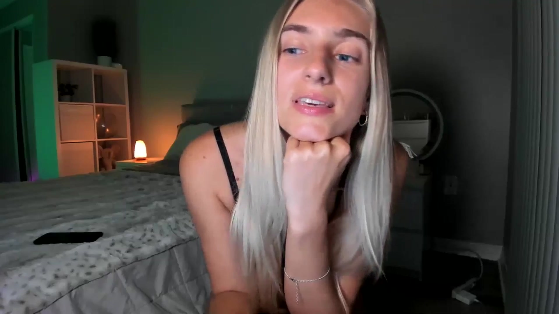 Gallery image thumbnail from Vodka_Queen's myfreecams stream on, 07/09/2025, 07:49 image 10 of 20