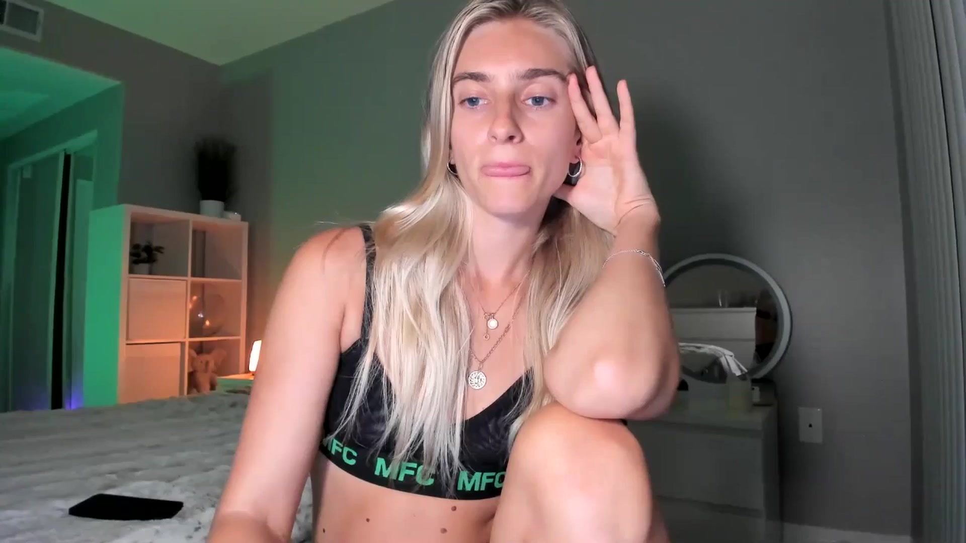 Gallery image thumbnail from Vodka_Queen's myfreecams stream on, 07/09/2025, 07:49 image 20 of 20
