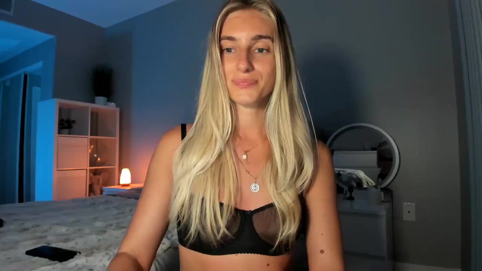 Gallery image thumbnail from Vodka_Queen's myfreecams stream on, 07/11/2025, 08:38 image 10 of 20
