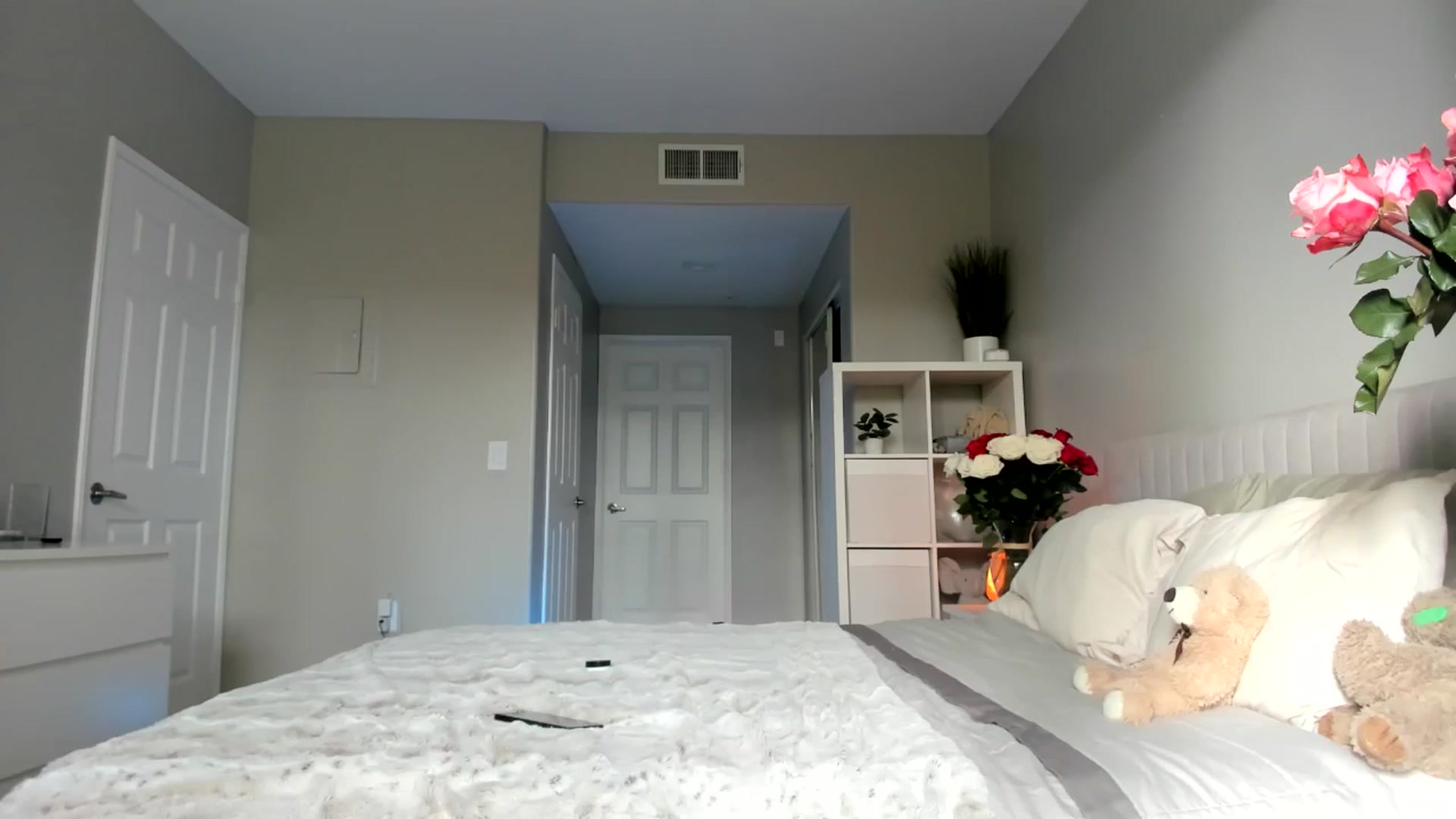 Gallery image thumbnail from Vodka_Queen's myfreecams stream on, 07/22/2025, 24:39 image 1 of 20