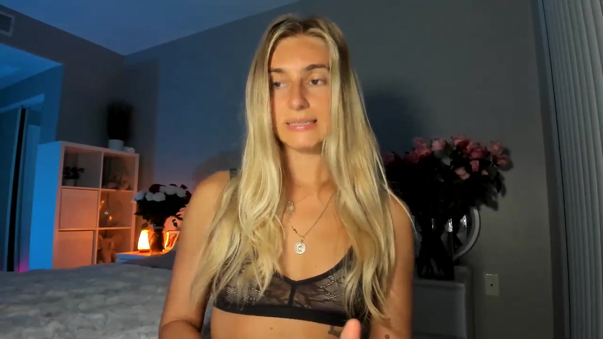 Gallery image thumbnail from Vodka_Queen's myfreecams stream on, 07/22/2025, 07:36 image 6 of 20