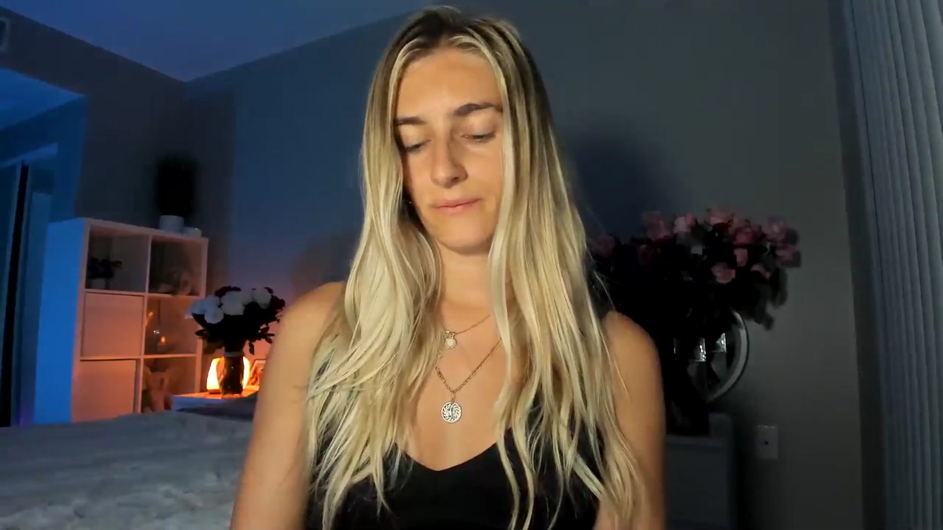Gallery image thumbnail from Vodka_Queen's myfreecams stream on, 07/23/2025, 07:26 image 7 of 20