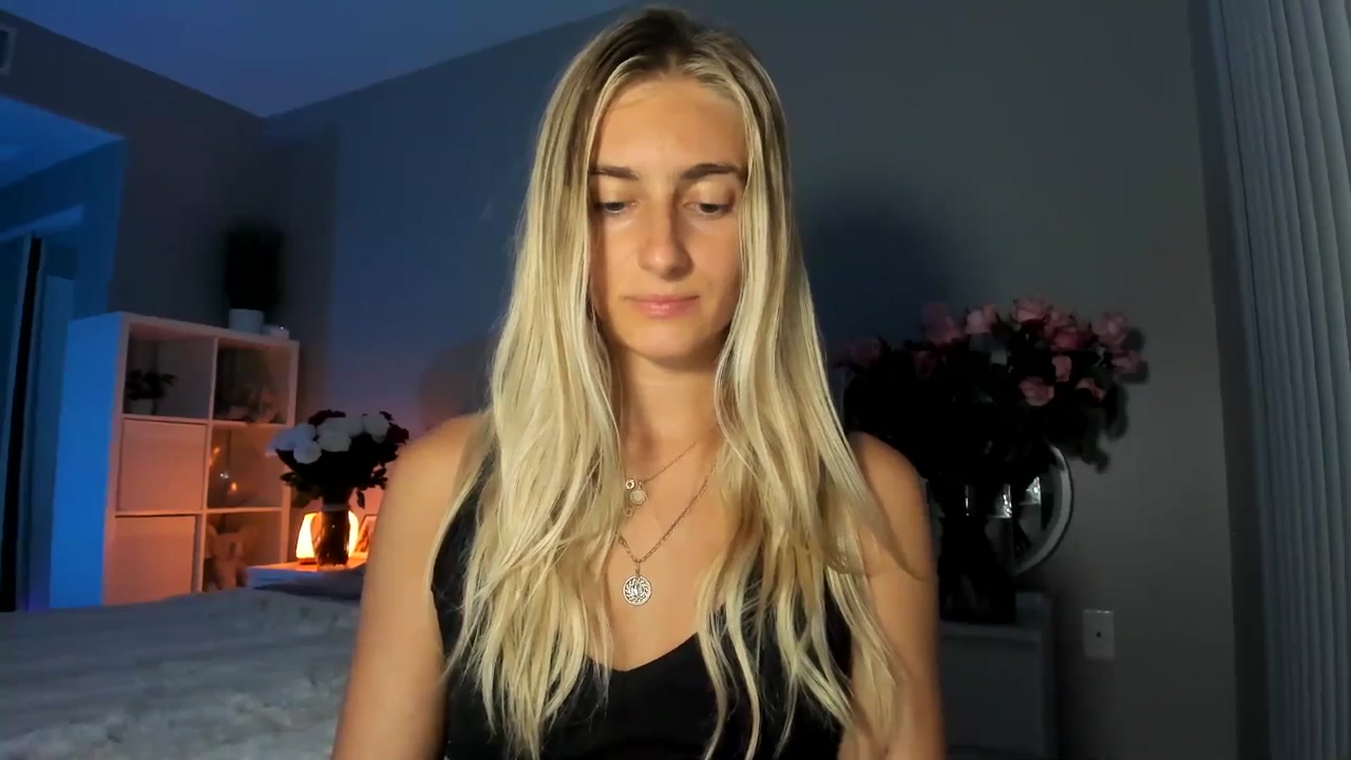 Gallery image thumbnail from Vodka_Queen's myfreecams stream on, 07/23/2025, 07:26 image 8 of 20