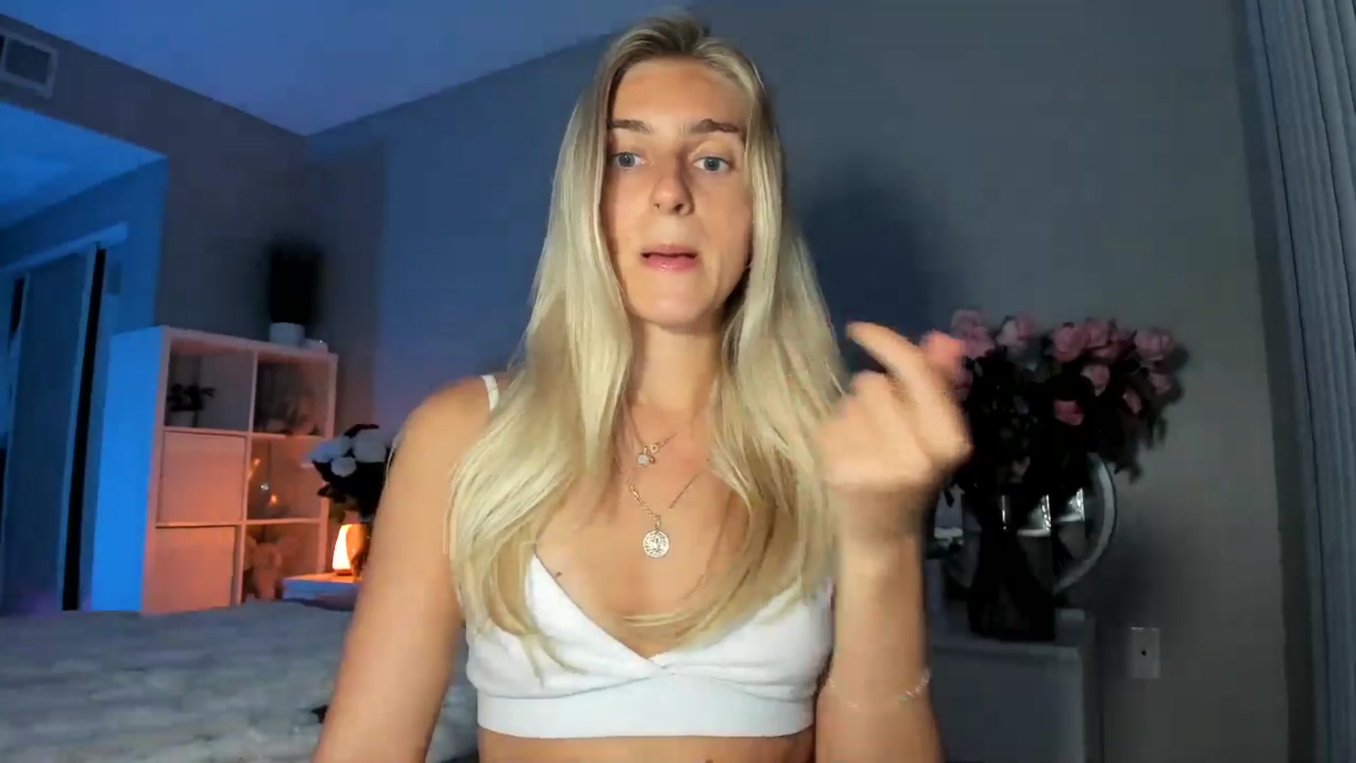 Gallery image thumbnail from Vodka_Queen's myfreecams stream on, 07/25/2025, 06:53 image 2 of 20