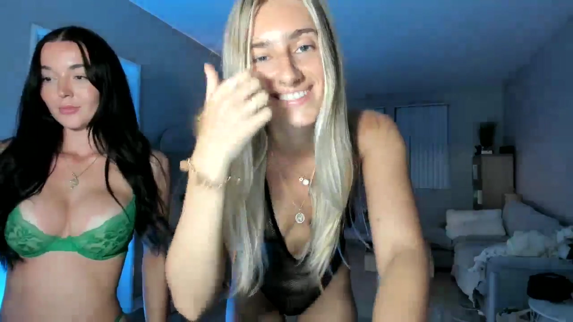 Gallery image thumbnail from Vodka_Queen's myfreecams stream on, 07/28/2025, 06:14 image 10 of 20