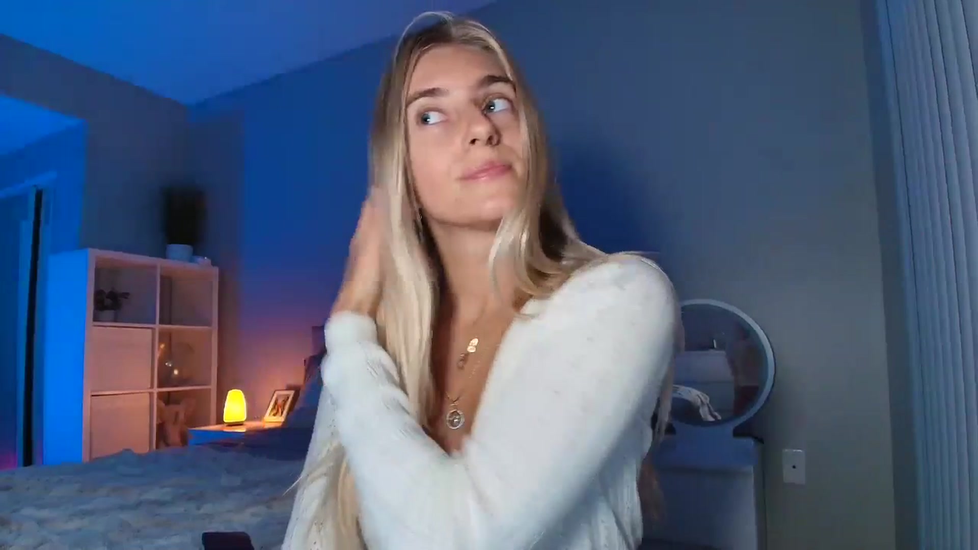 Gallery image thumbnail from Vodka_Queen's myfreecams stream on, 07/29/2025, 05:50 image 10 of 20