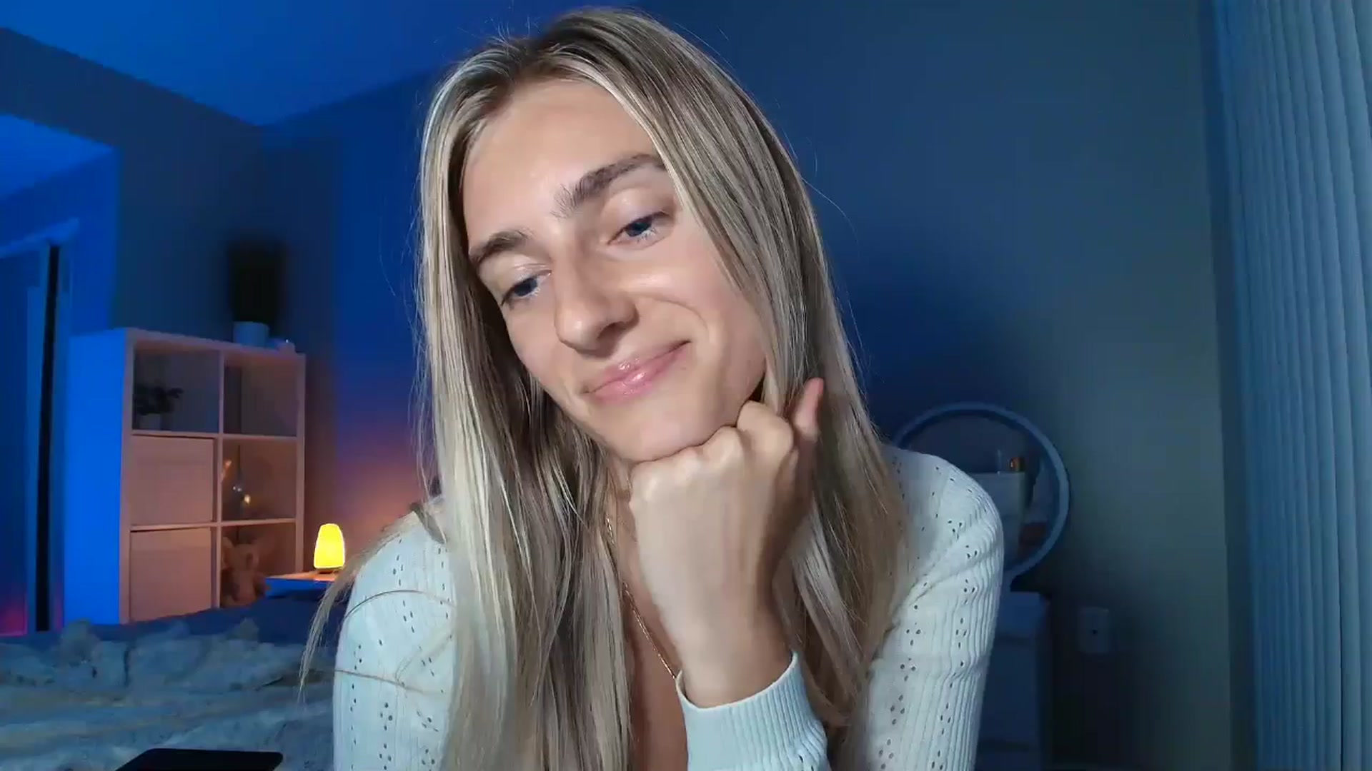 Gallery image thumbnail from Vodka_Queen's myfreecams stream on, 07/29/2025, 07:29 image 19 of 20