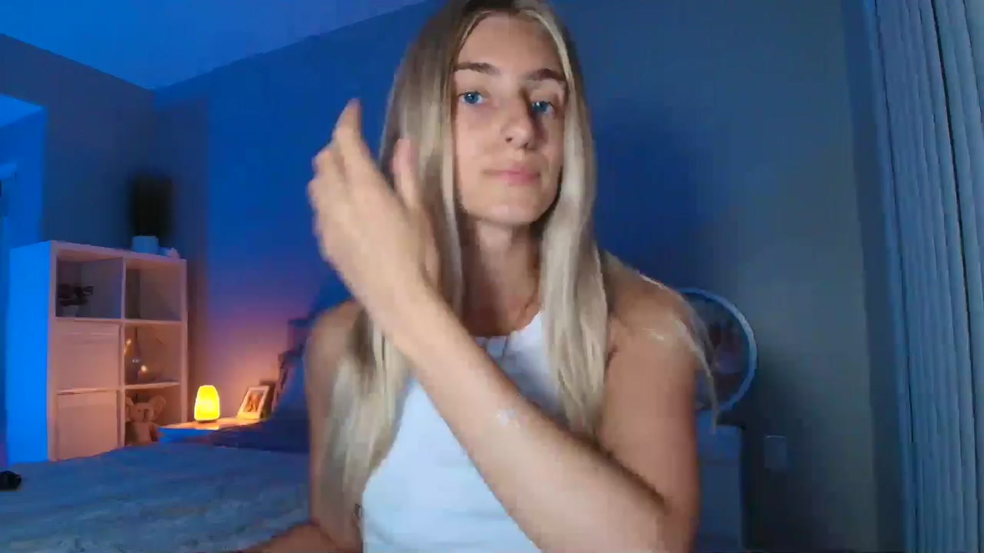 Gallery image thumbnail from Vodka_Queen's myfreecams stream on, 07/30/2025, 06:17 image 5 of 20