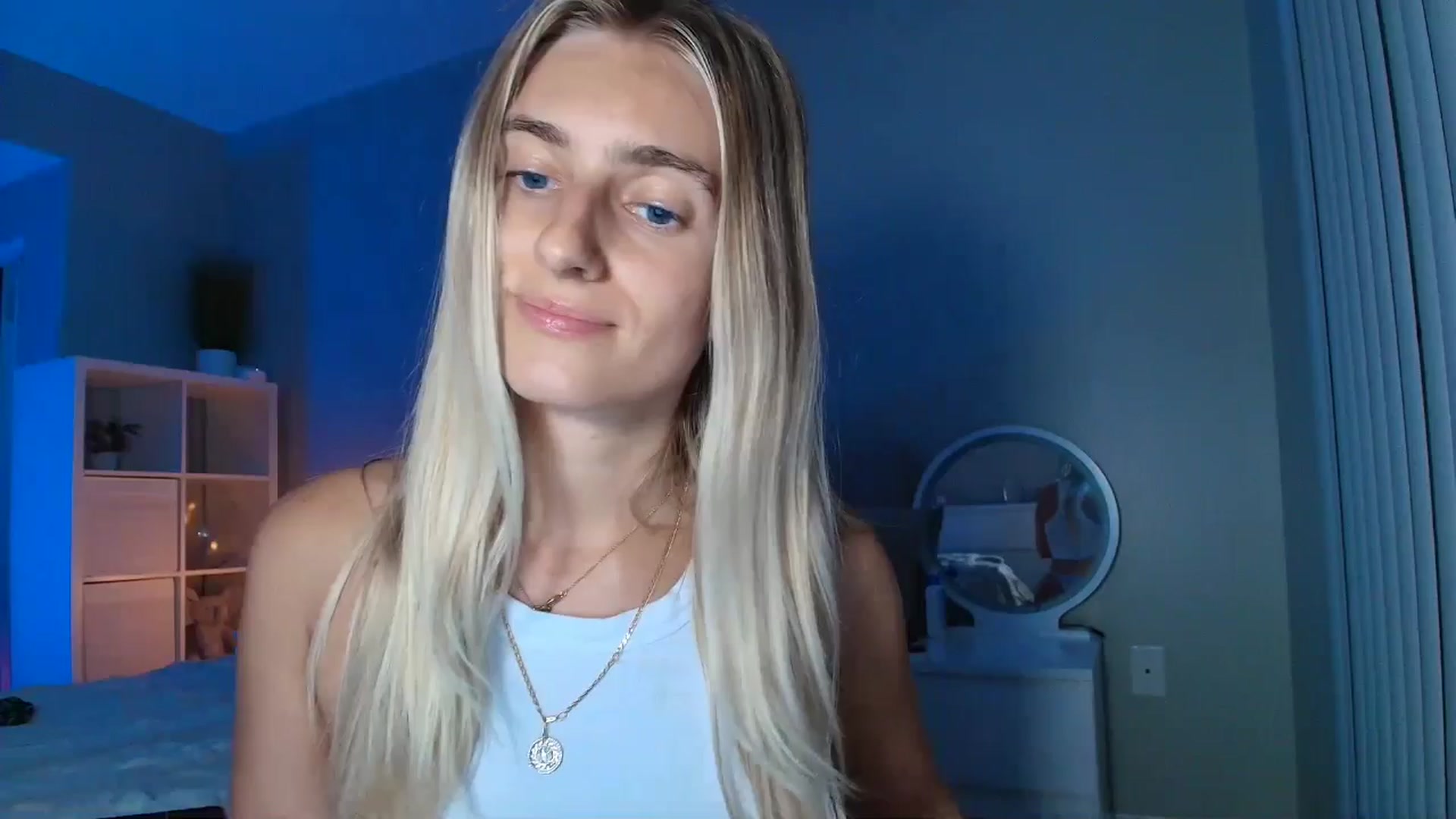 Gallery image thumbnail from Vodka_Queen's myfreecams stream on, 07/30/2025, 06:17 image 9 of 20