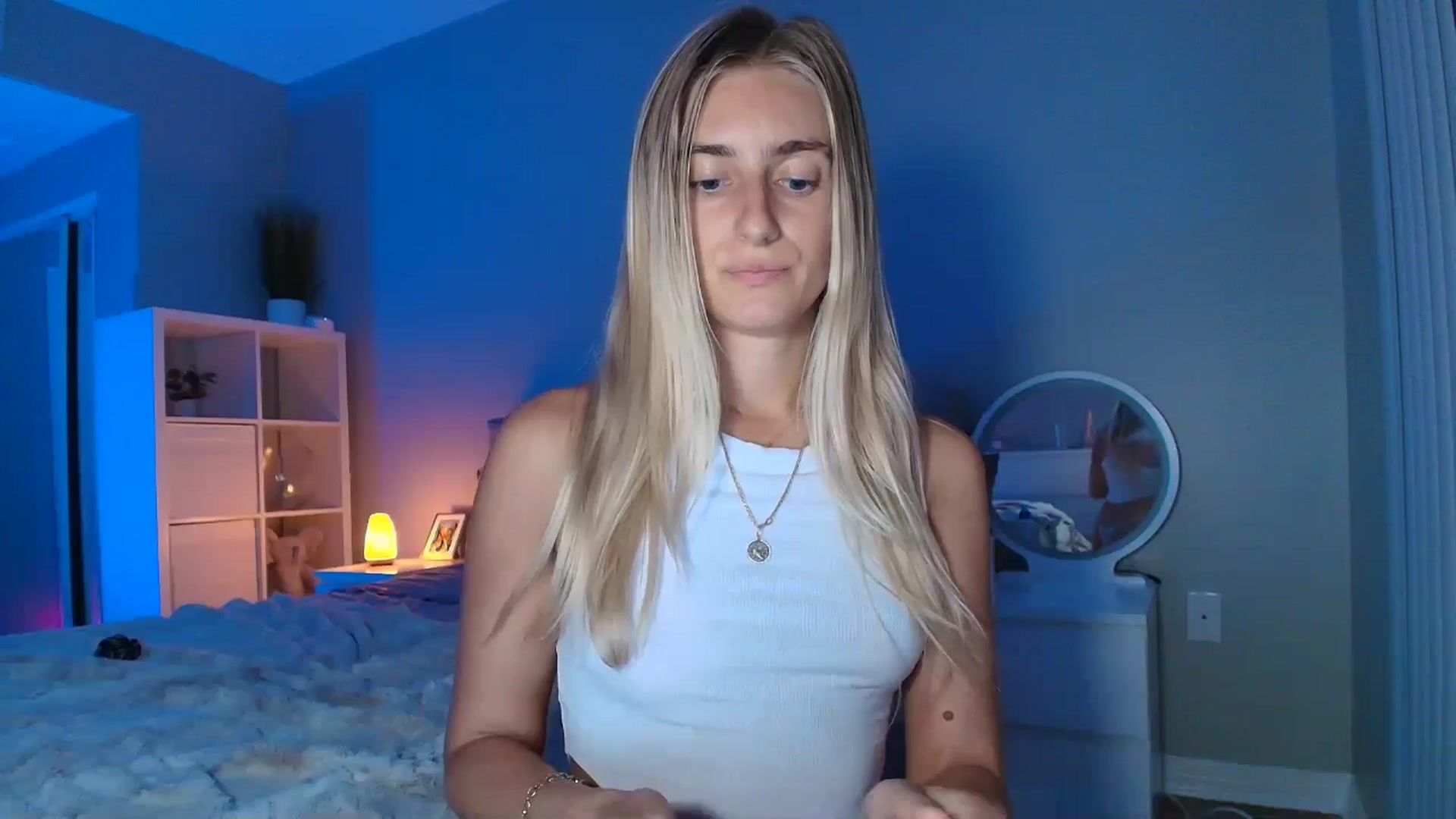 Gallery image thumbnail from Vodka_Queen's myfreecams stream on, 07/30/2025, 07:32 image 15 of 20