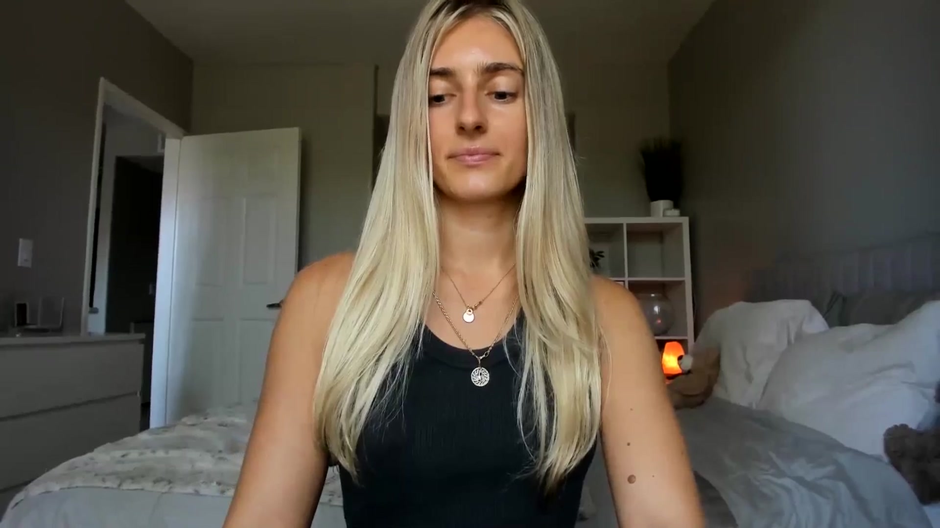 Gallery image thumbnail from Vodka_Queen's myfreecams stream on, 07/30/2025, 22:32 image 11 of 20