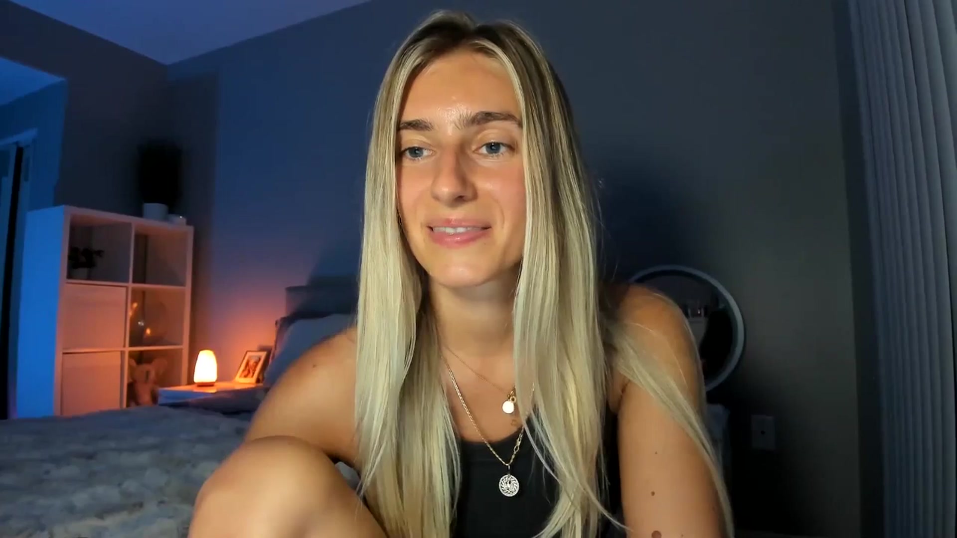 Gallery image thumbnail from Vodka_Queen's myfreecams stream on, 07/31/2025, 06:18 image 20 of 20