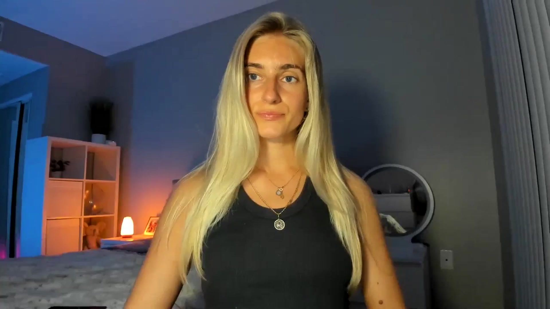 Gallery image thumbnail from Vodka_Queen's myfreecams stream on, 07/31/2025, 06:18 image 2 of 20