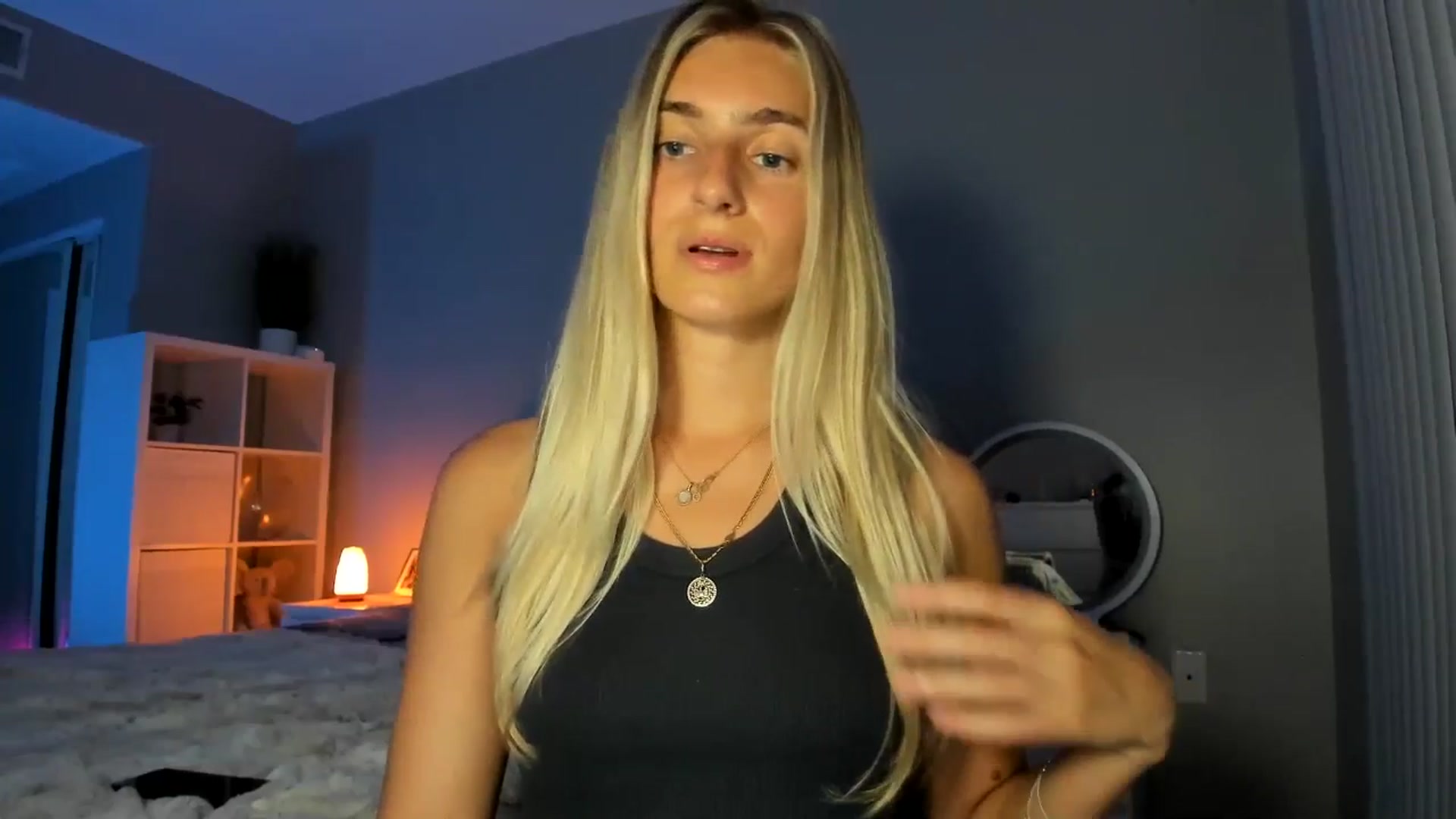 Gallery image thumbnail from Vodka_Queen's myfreecams stream on, 07/31/2025, 06:18 image 10 of 20