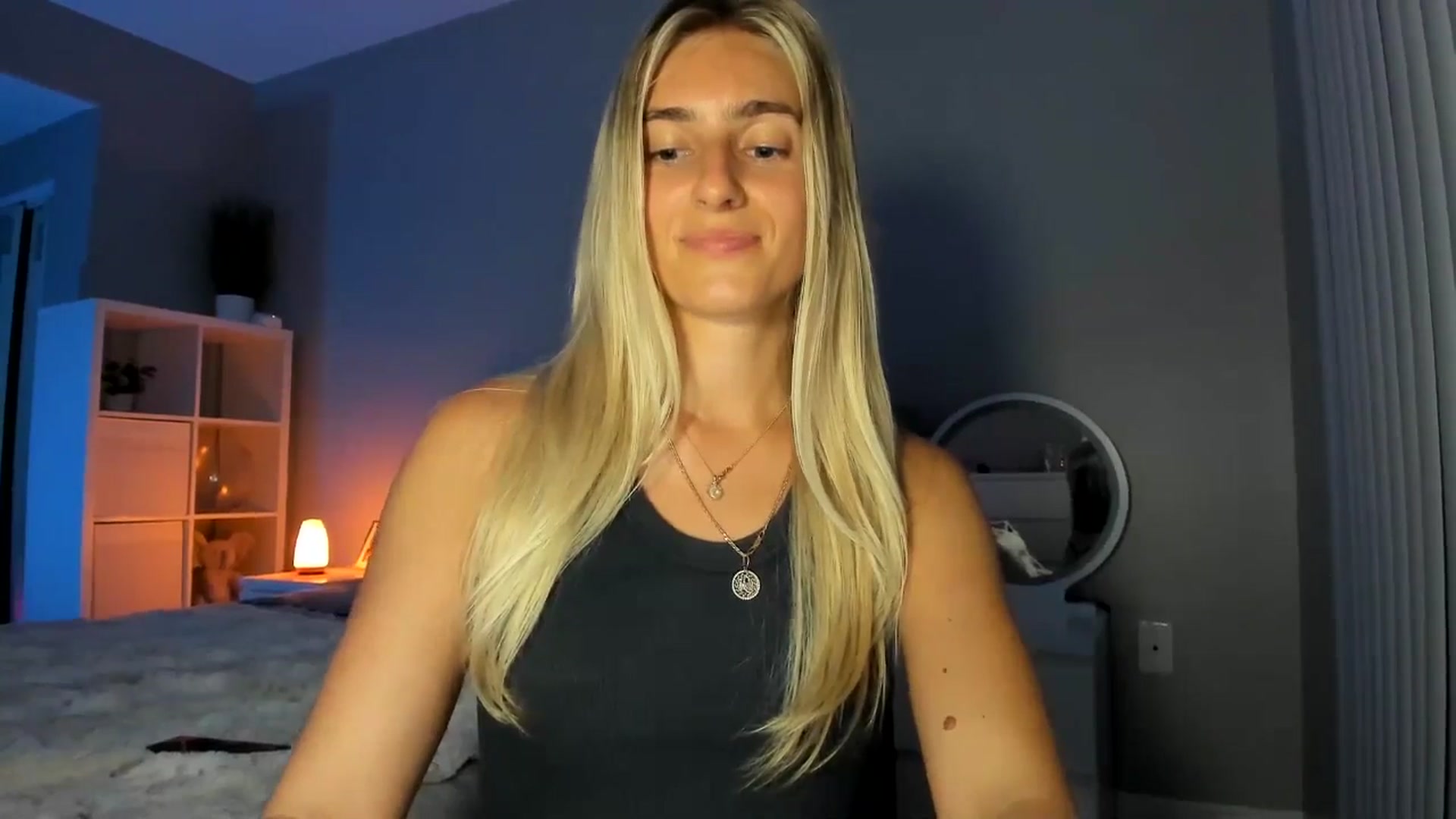 Gallery image thumbnail from Vodka_Queen's myfreecams stream on, 07/31/2025, 08:09 image 12 of 20