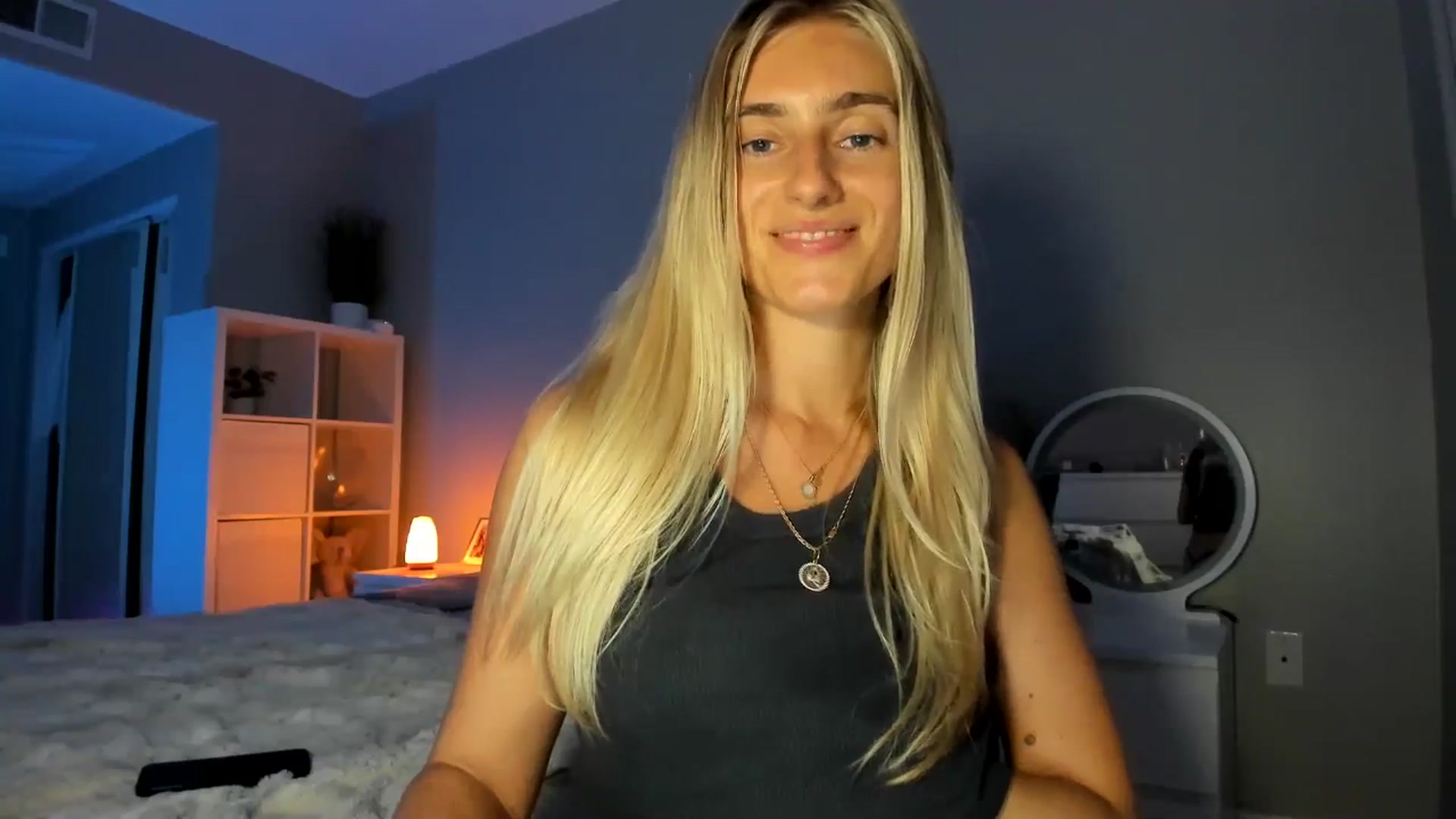 Gallery image thumbnail from Vodka_Queen's myfreecams stream on, 07/31/2025, 08:09 image 19 of 20