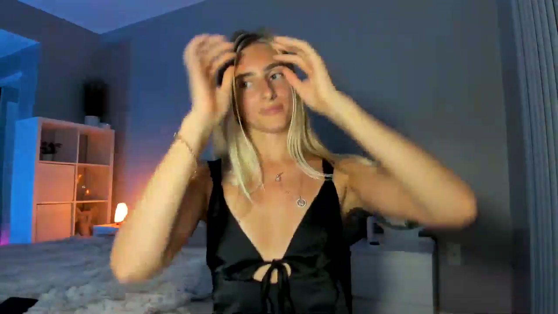 Gallery image thumbnail from Vodka_Queen's myfreecams stream on, 08/01/2025, 06:28 image 17 of 20