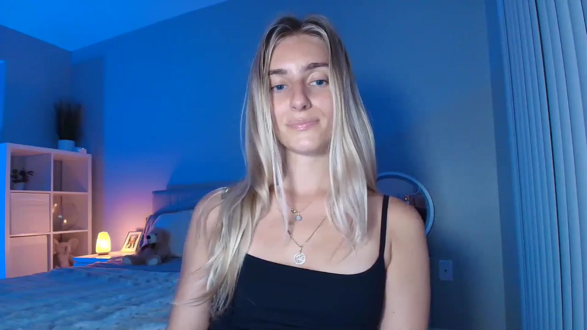 Gallery image thumbnail from Vodka_Queen's myfreecams stream on, 08/05/2025, 06:20 image 4 of 20