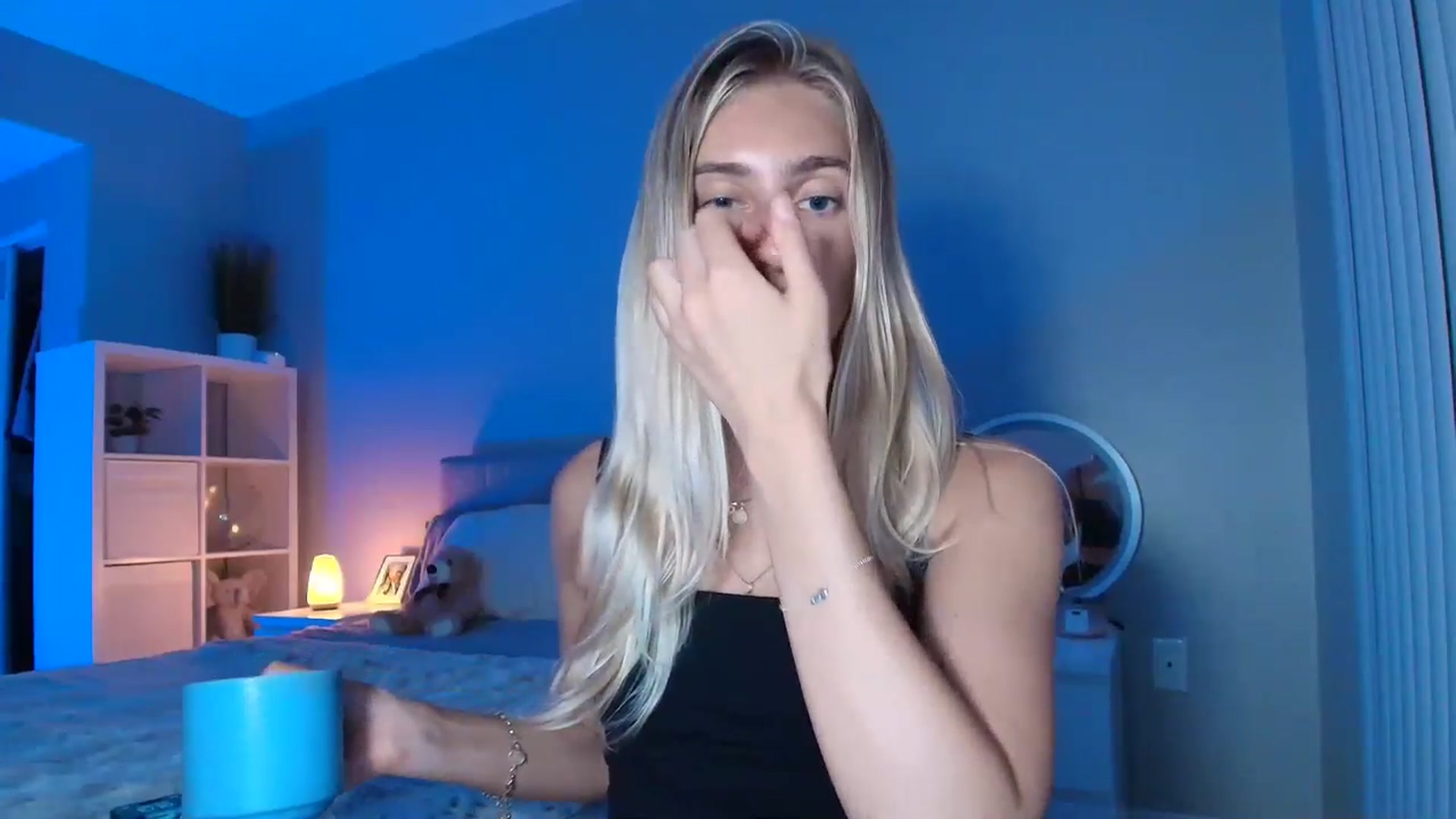 Gallery image thumbnail from Vodka_Queen's myfreecams stream on, 08/05/2025, 06:20 image 10 of 20
