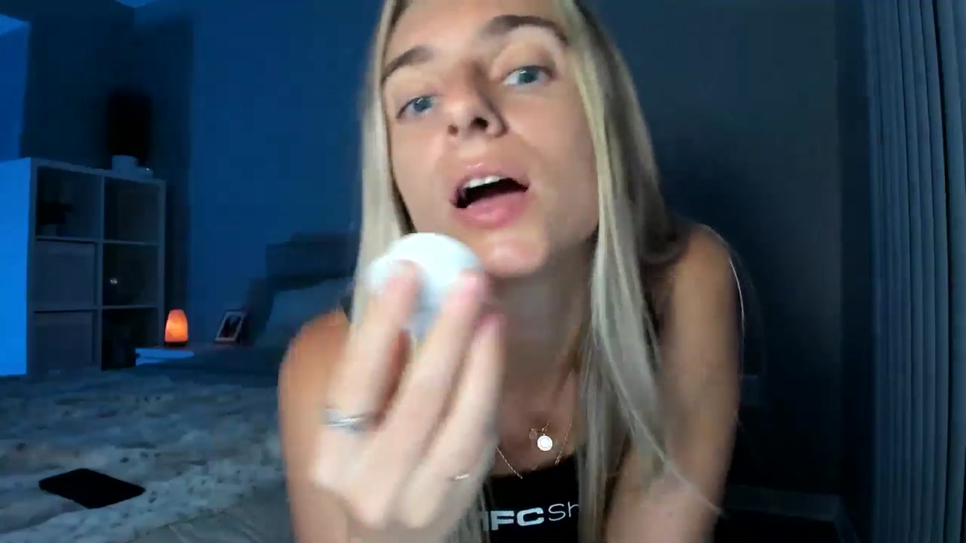 Gallery image thumbnail from Vodka_Queen's myfreecams stream on, 08/21/2025, 04:55 image 16 of 20