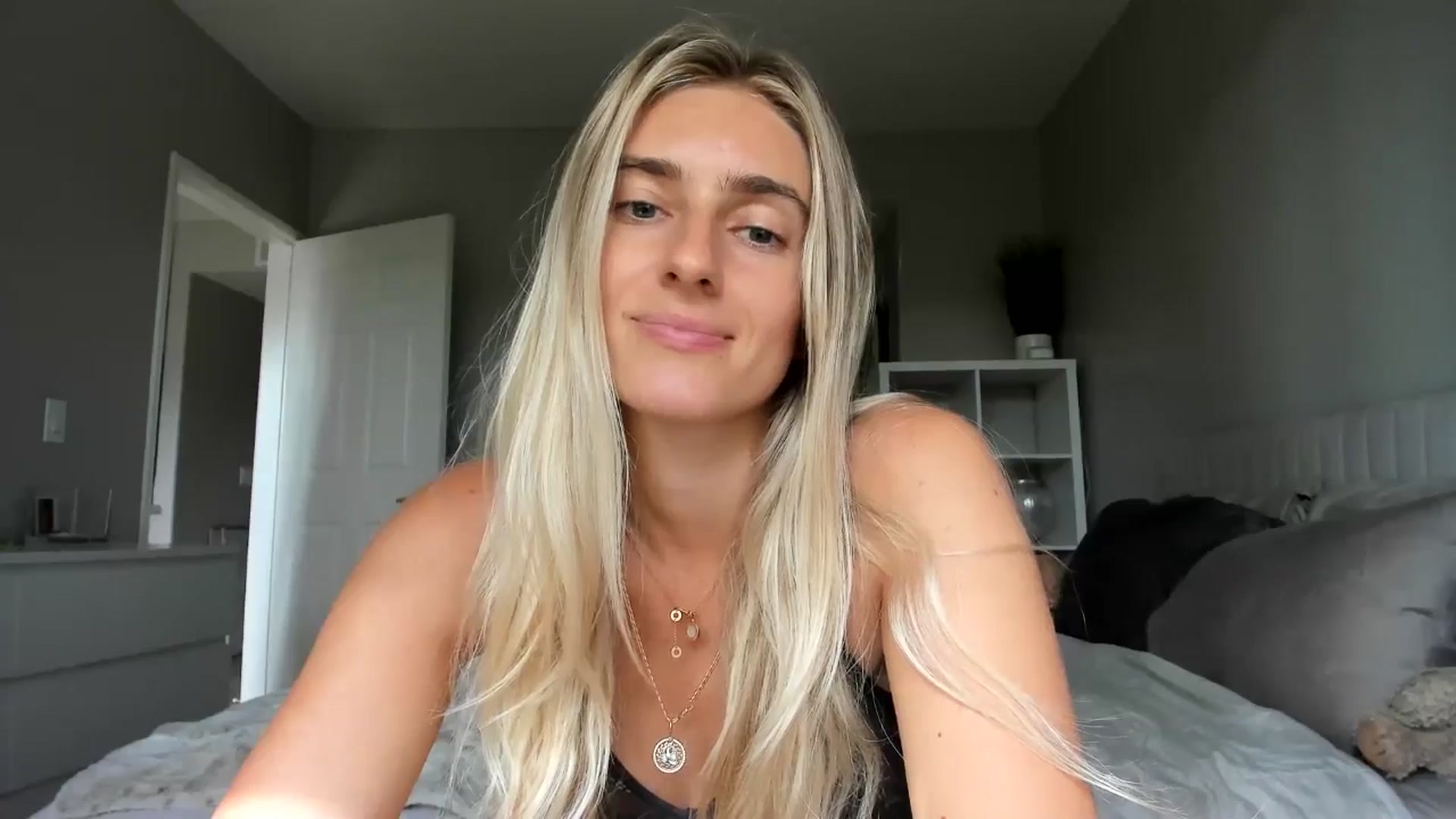 Gallery image thumbnail from Vodka_Queen's myfreecams stream on, 08/26/2025, 23:49 image 20 of 20